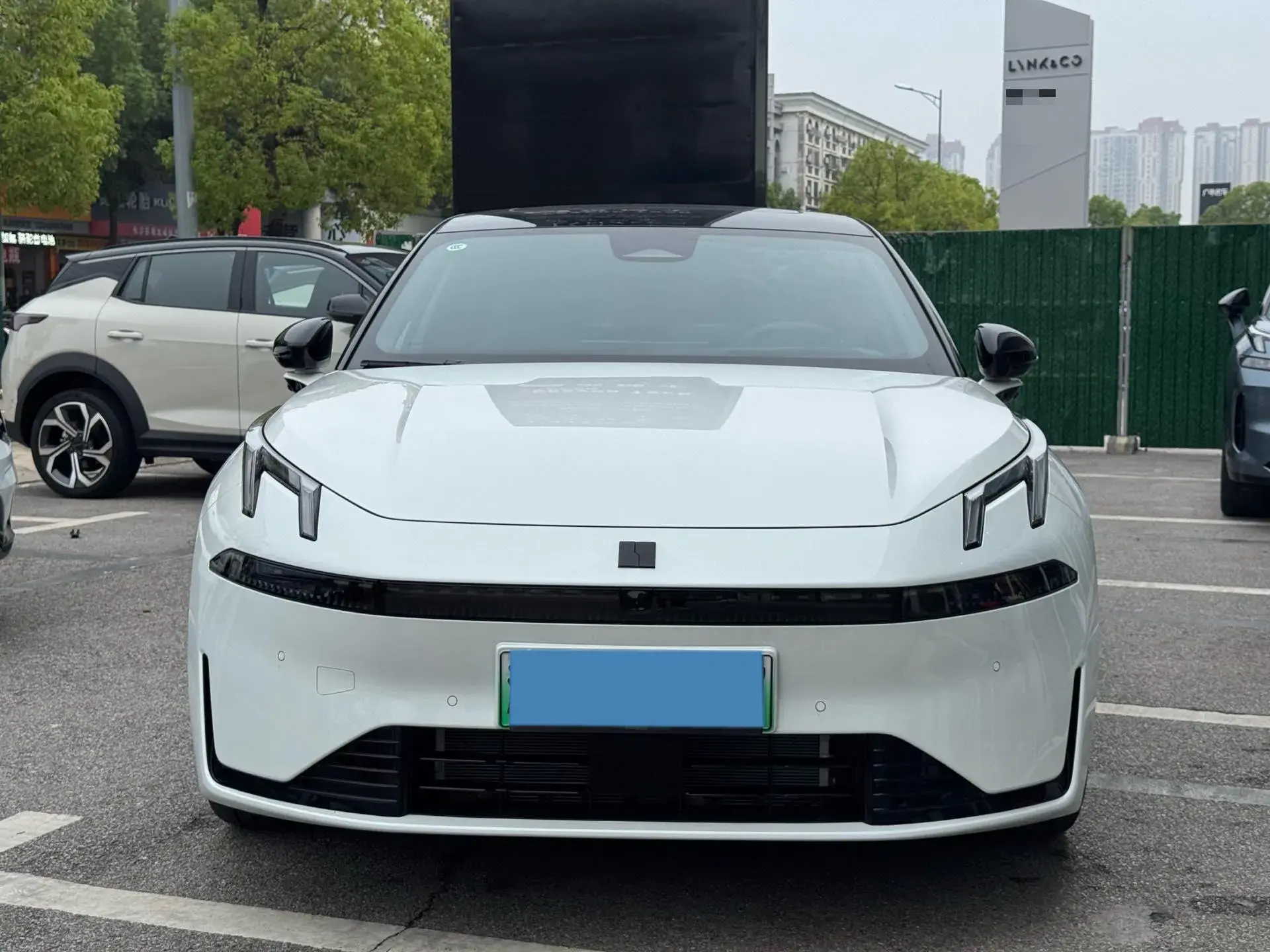 2025 LYNK&CO 06 thumbnail 2