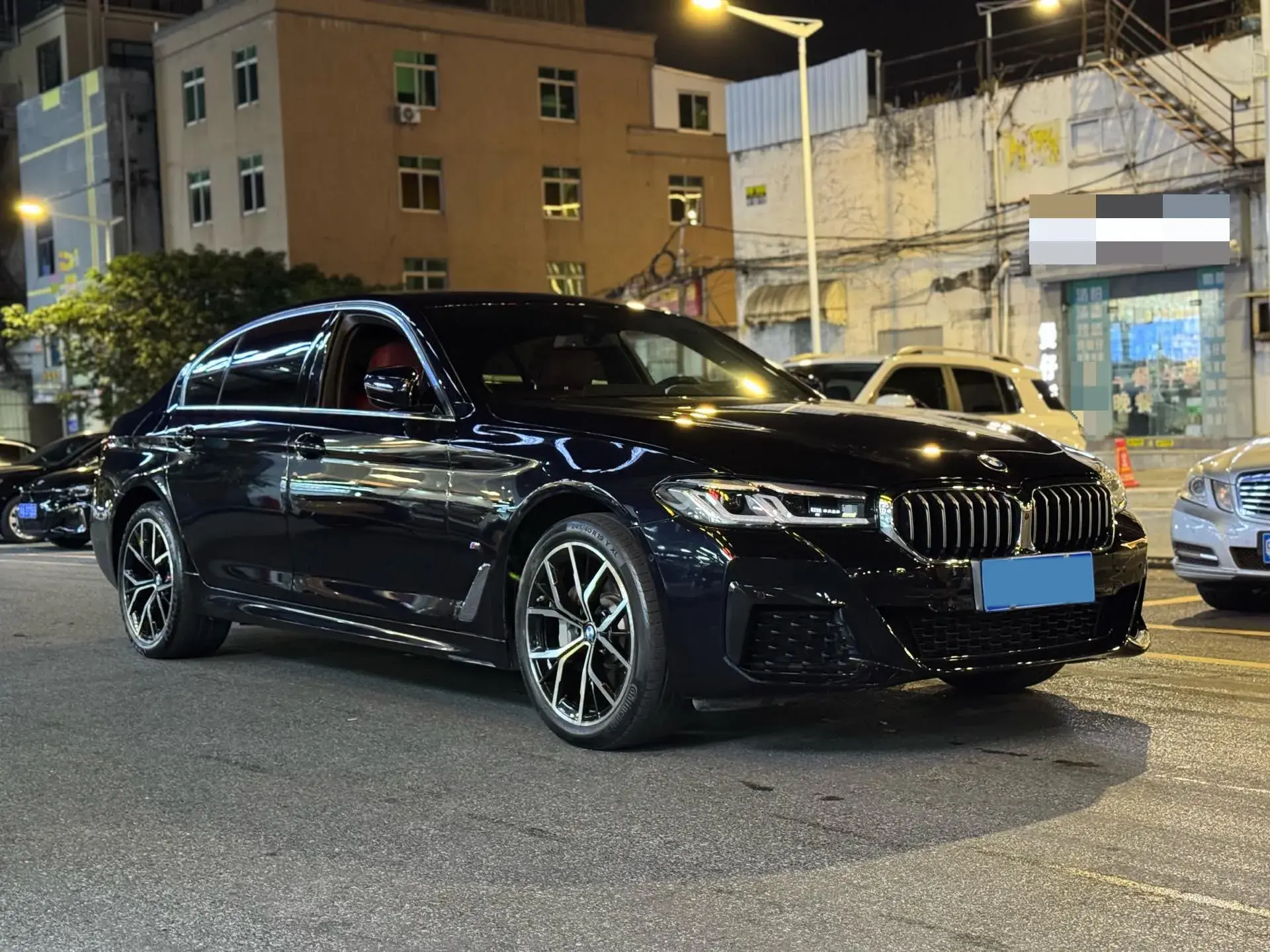 2022 BMW 5 thumbnail 3