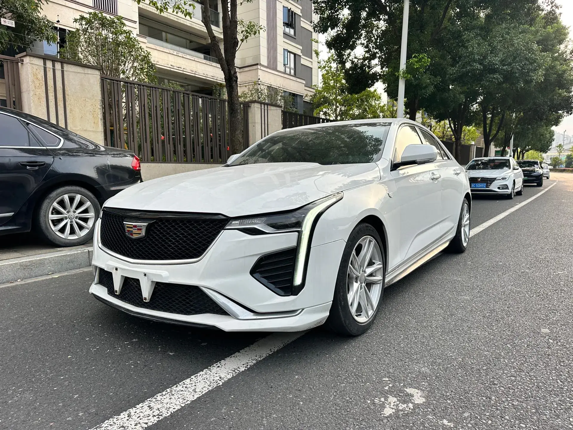 2021 CADILLAC CT4 view 1