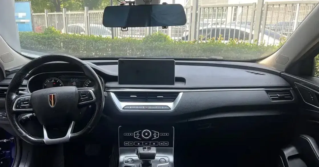 2020 HONGQI H5 thumbnail 3