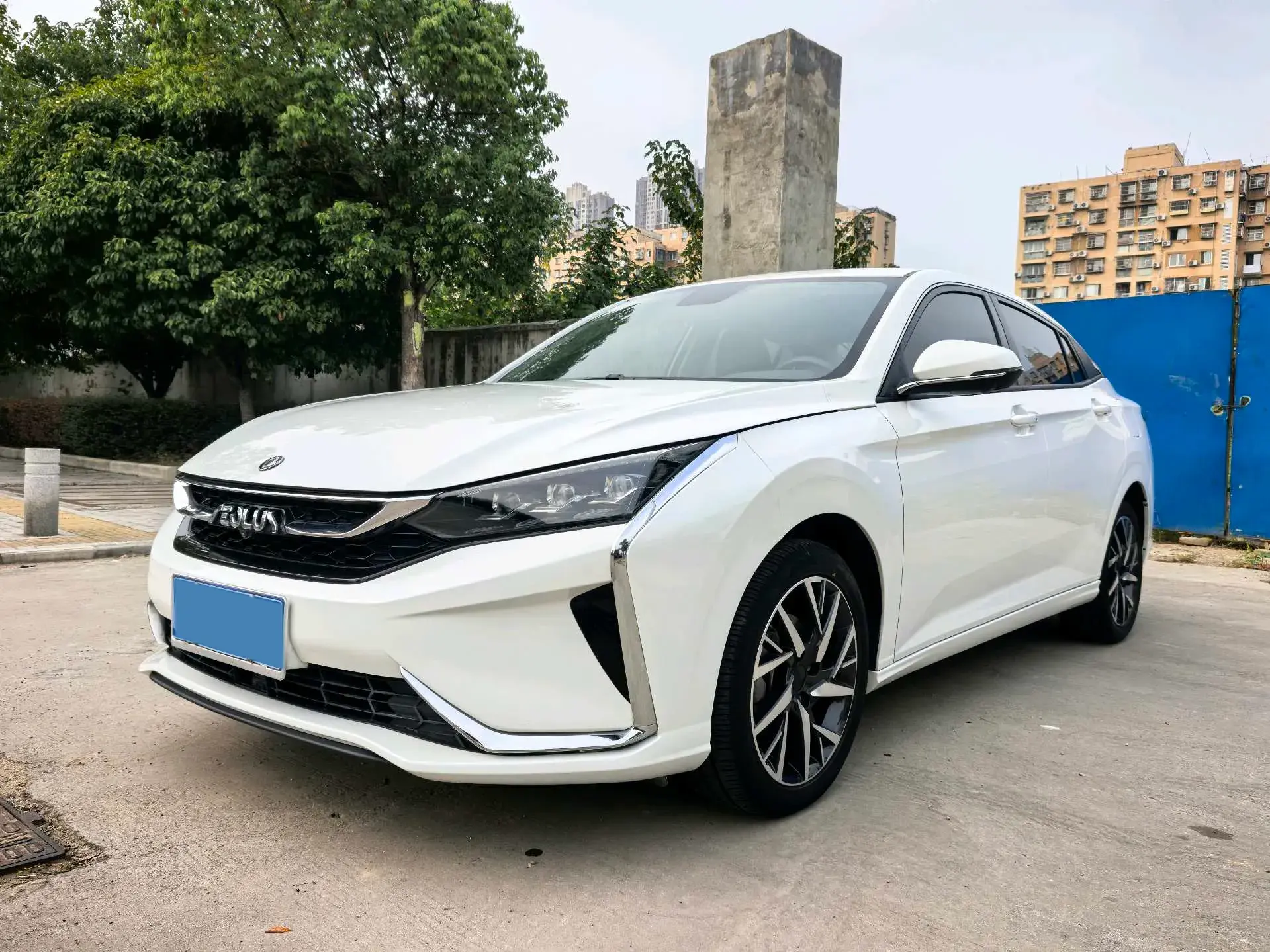 2020 DONGFENG AEOLUS view 1