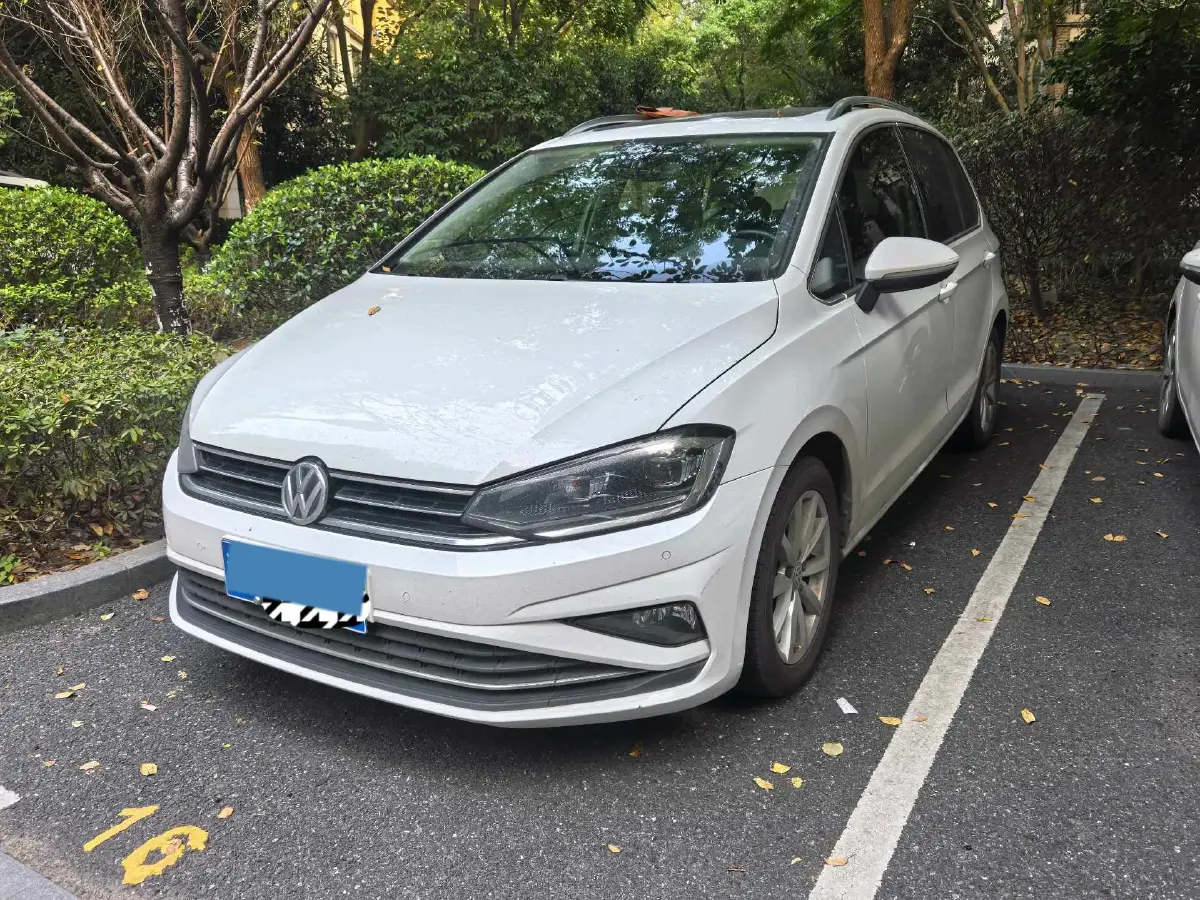 2020 Volkswagen Golf Sportsvan 1.4T 150HP L4 7DCT