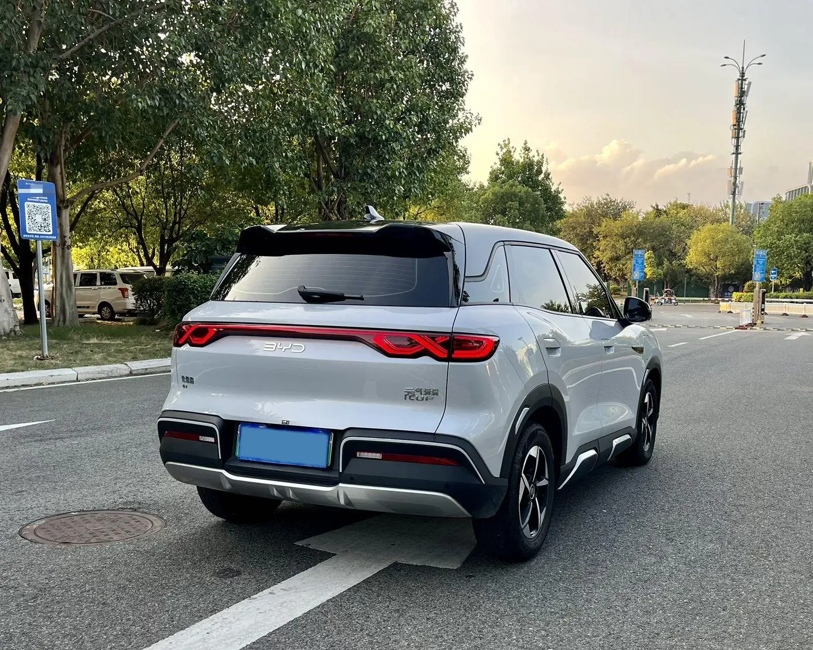 2024 BYD YUANUP thumbnail 4