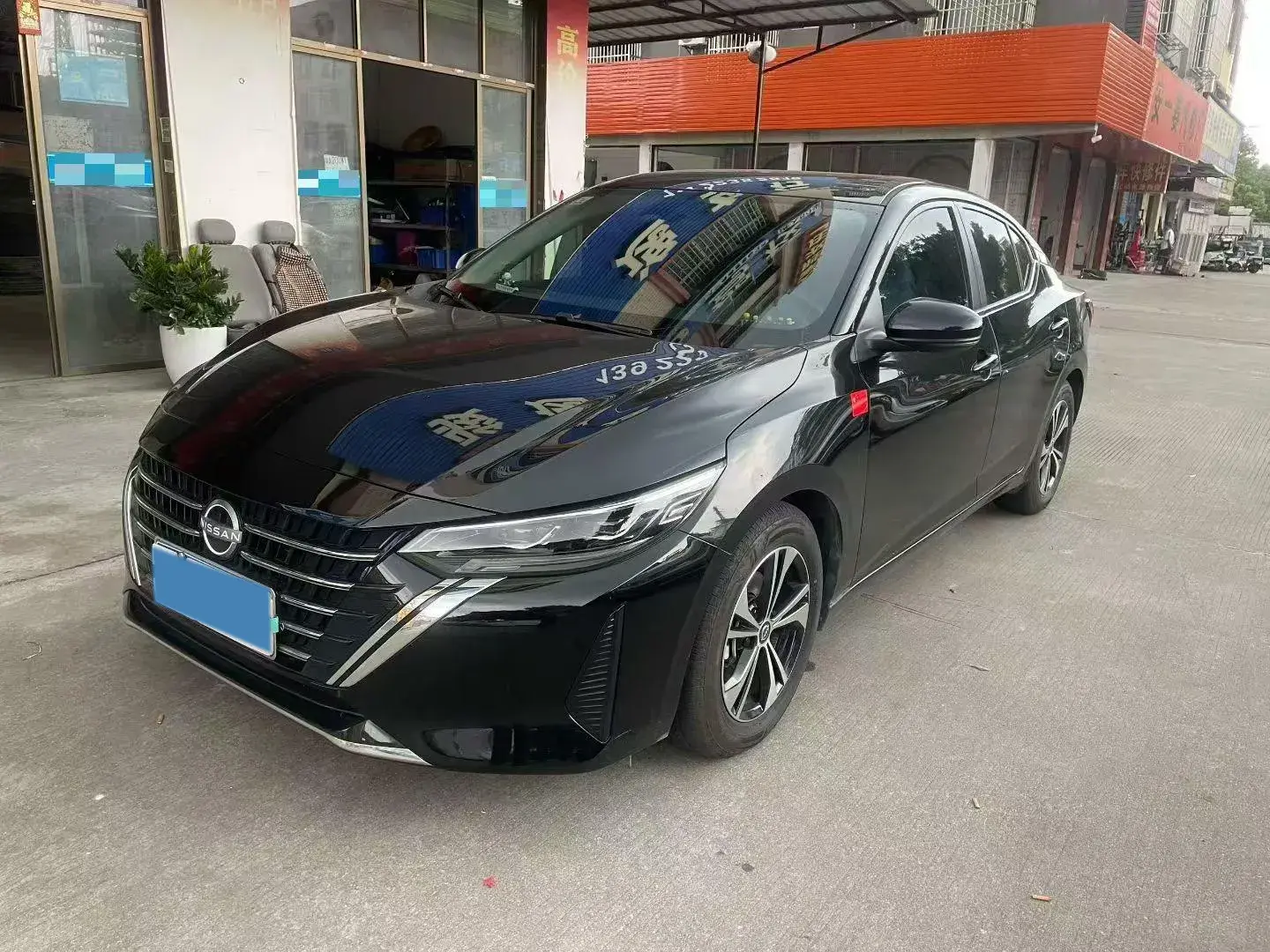 2023 NISSAN SYLPHY view 1