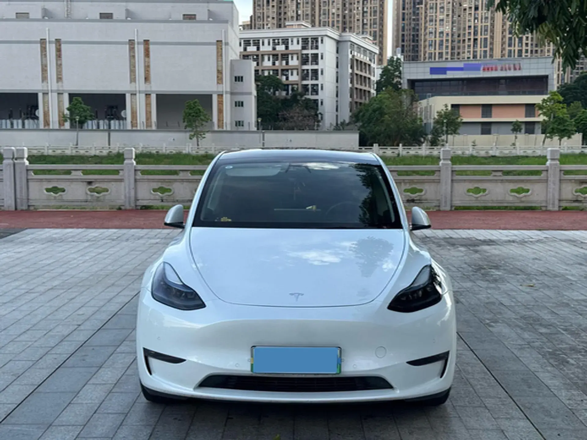 2022 TESLA MODEL thumbnail 2