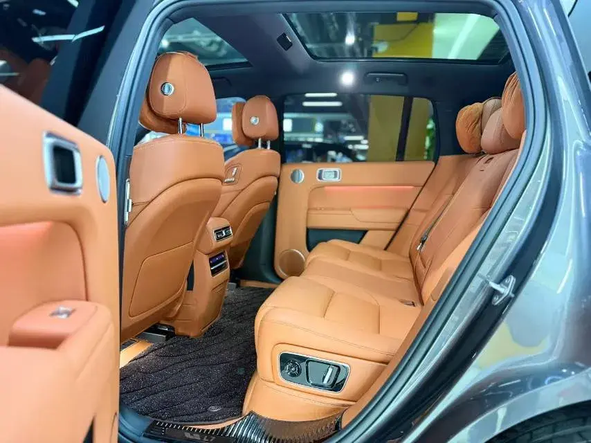 2023 LI L7 thumbnail 3