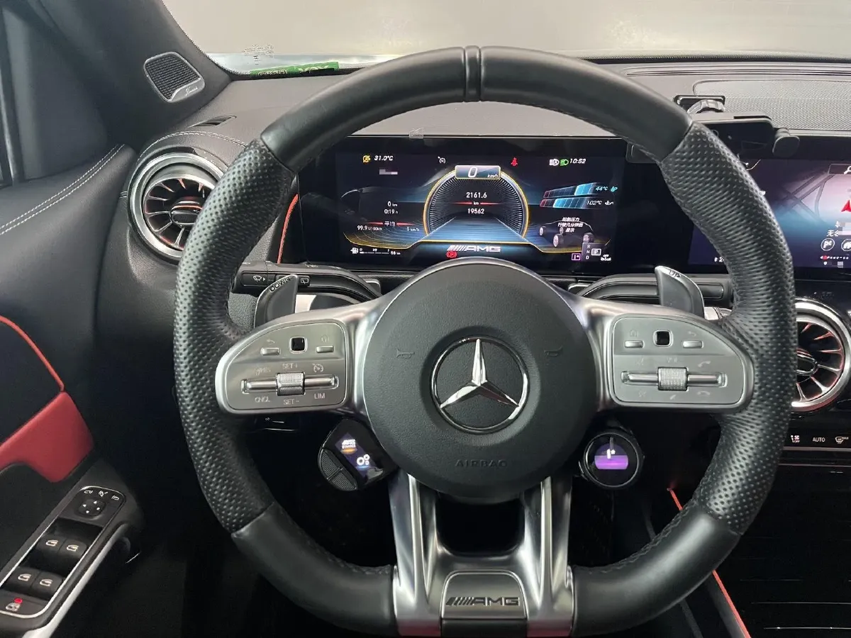 2023 Mercedes-Benz GLB AMG 2.0T 306HP L4 8DCT,autocango,china used car exporter,china ev exporter,chinese used car exporter,chinese used ev exporter