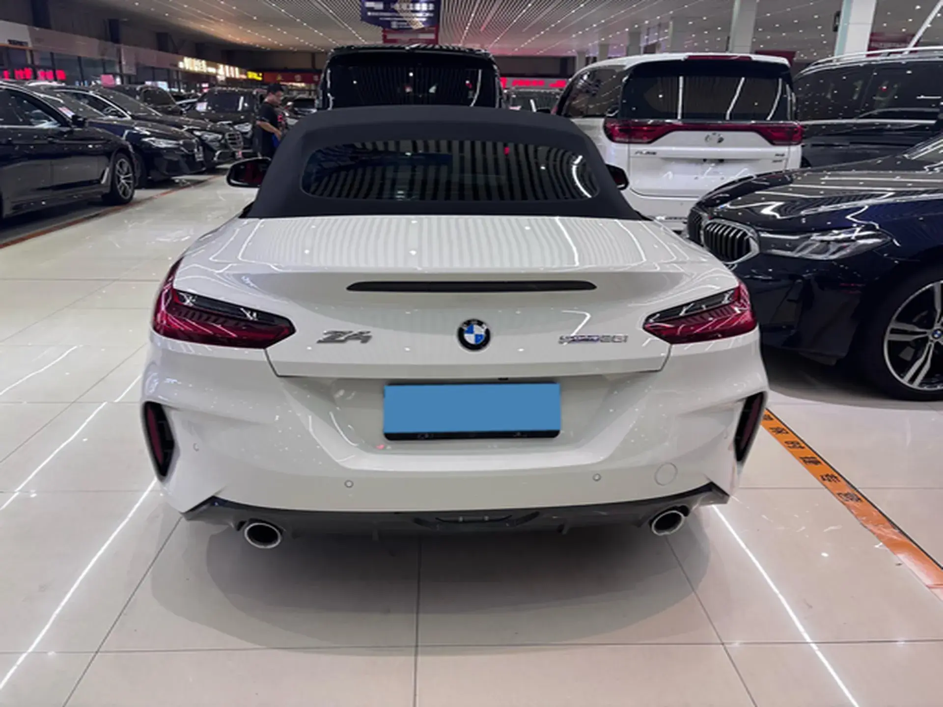 2022 BMW Z4 thumbnail 3