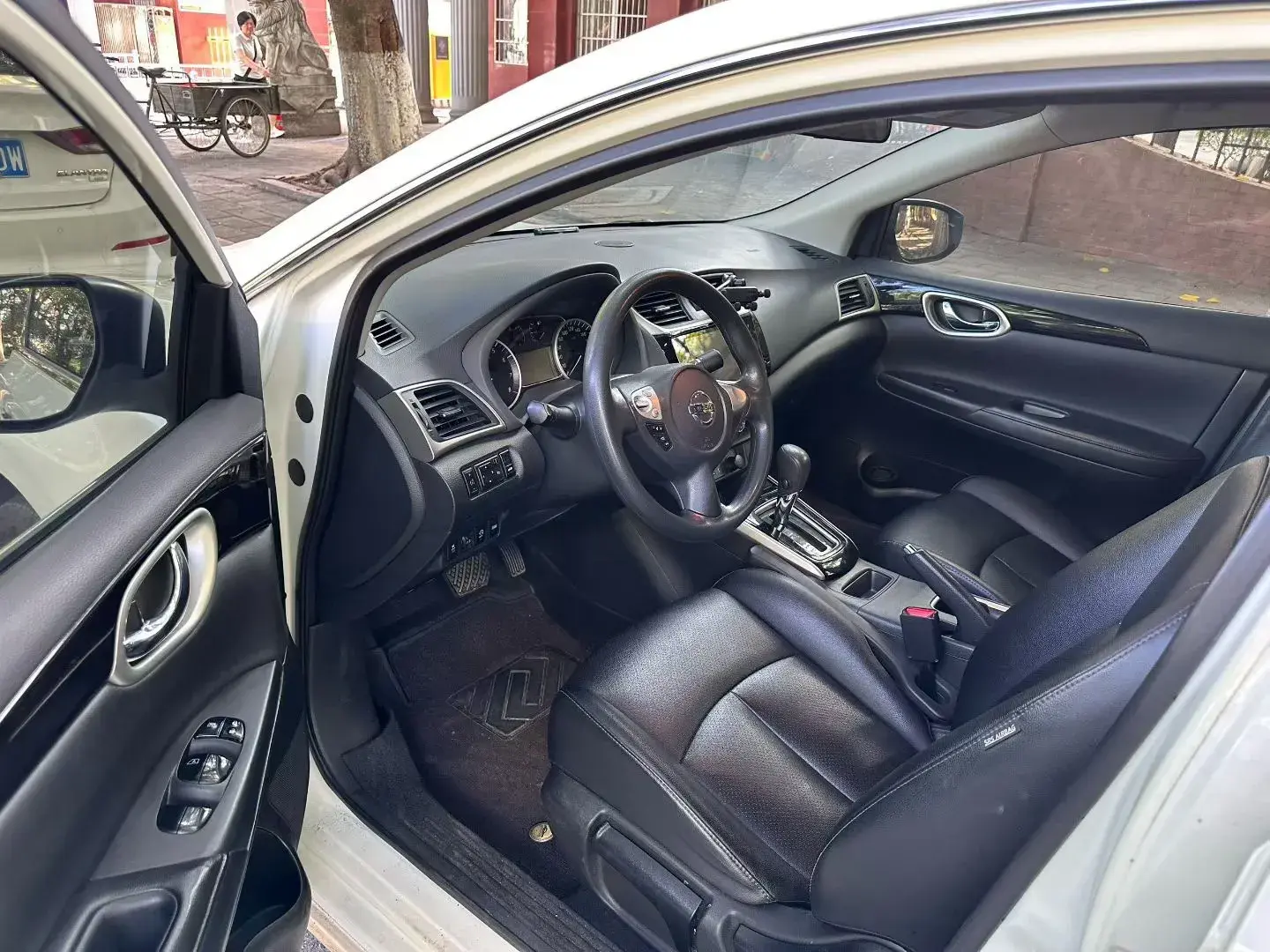 2021 NISSAN SYLPHY thumbnail 2