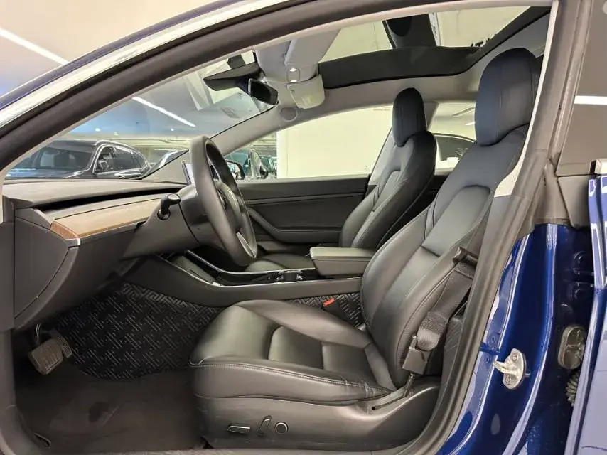 2020 TESLA MODEL thumbnail 3