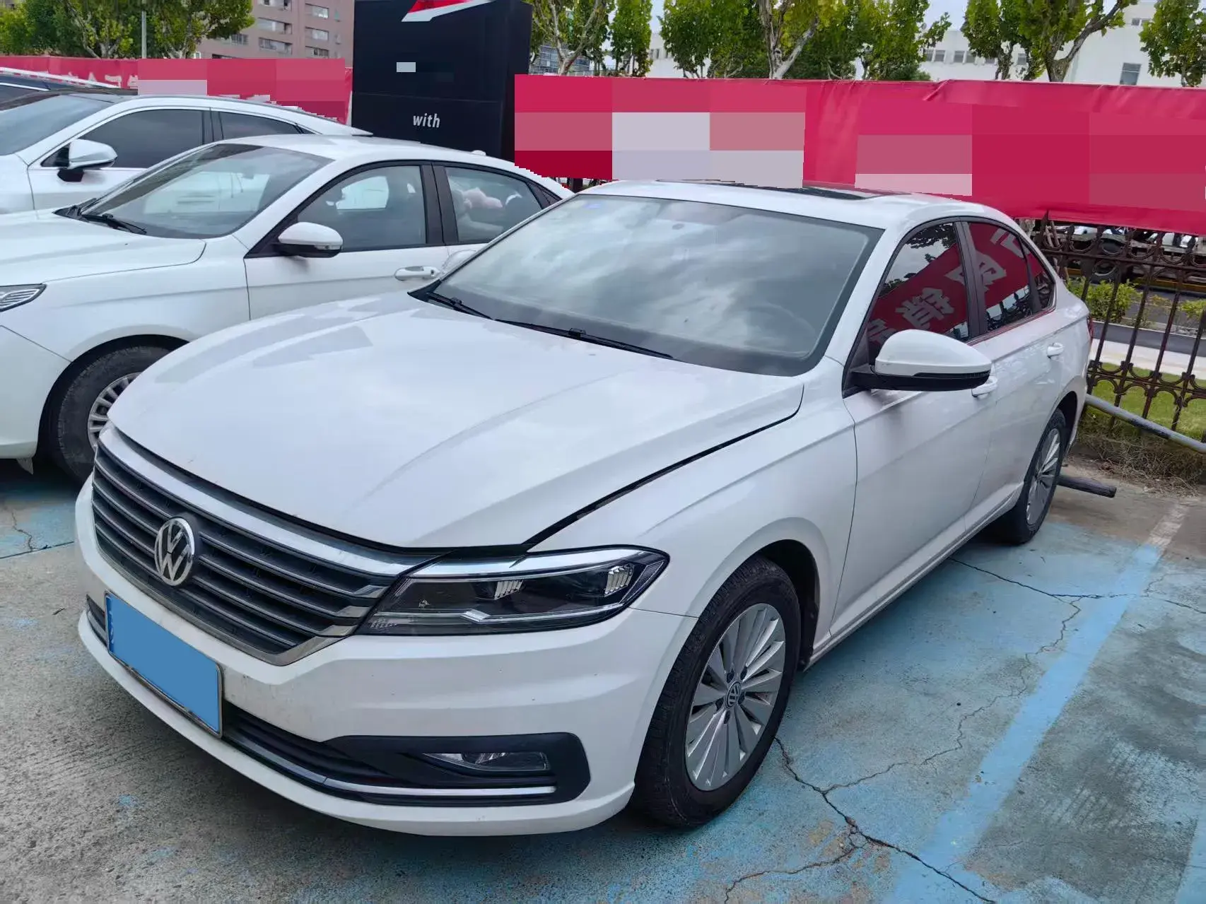 2018 VOLKSWAGEN LAVIDA view 1