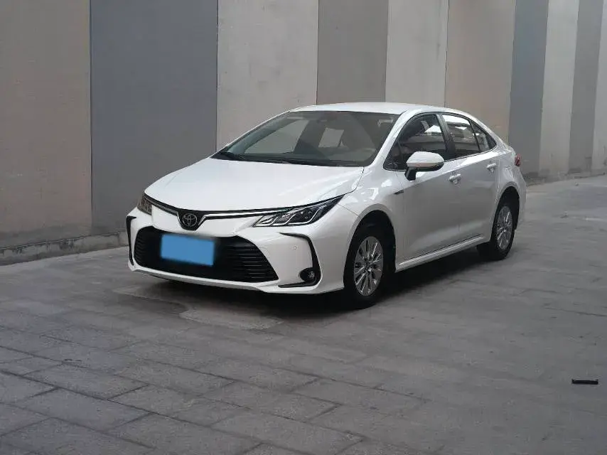 2021 TOYOTA COROLLA view 1