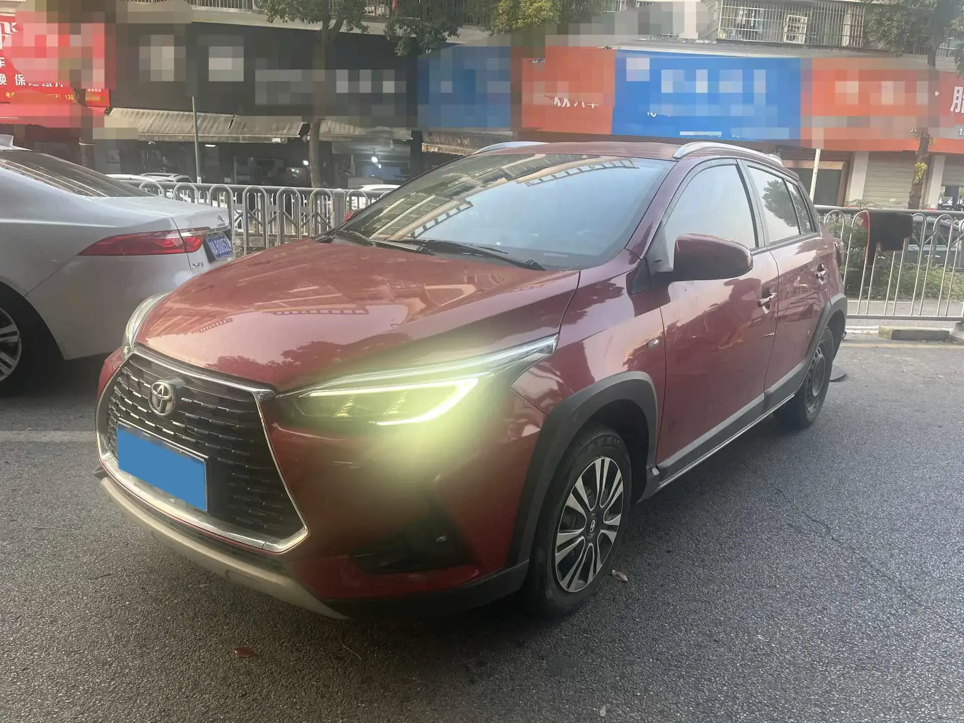 2022 TOYOTA YARIS view 1