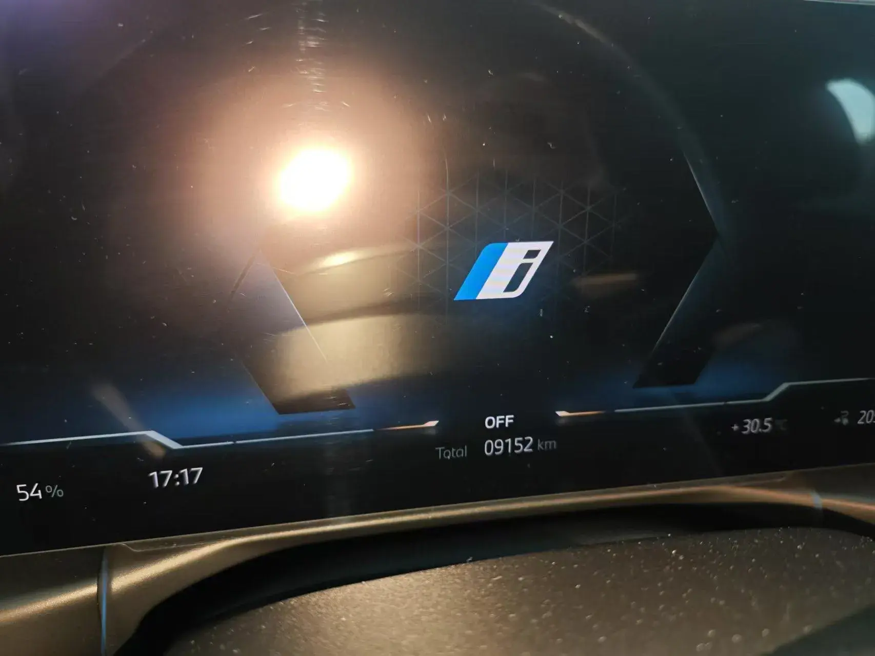 2025 BMW I3 thumbnail 3