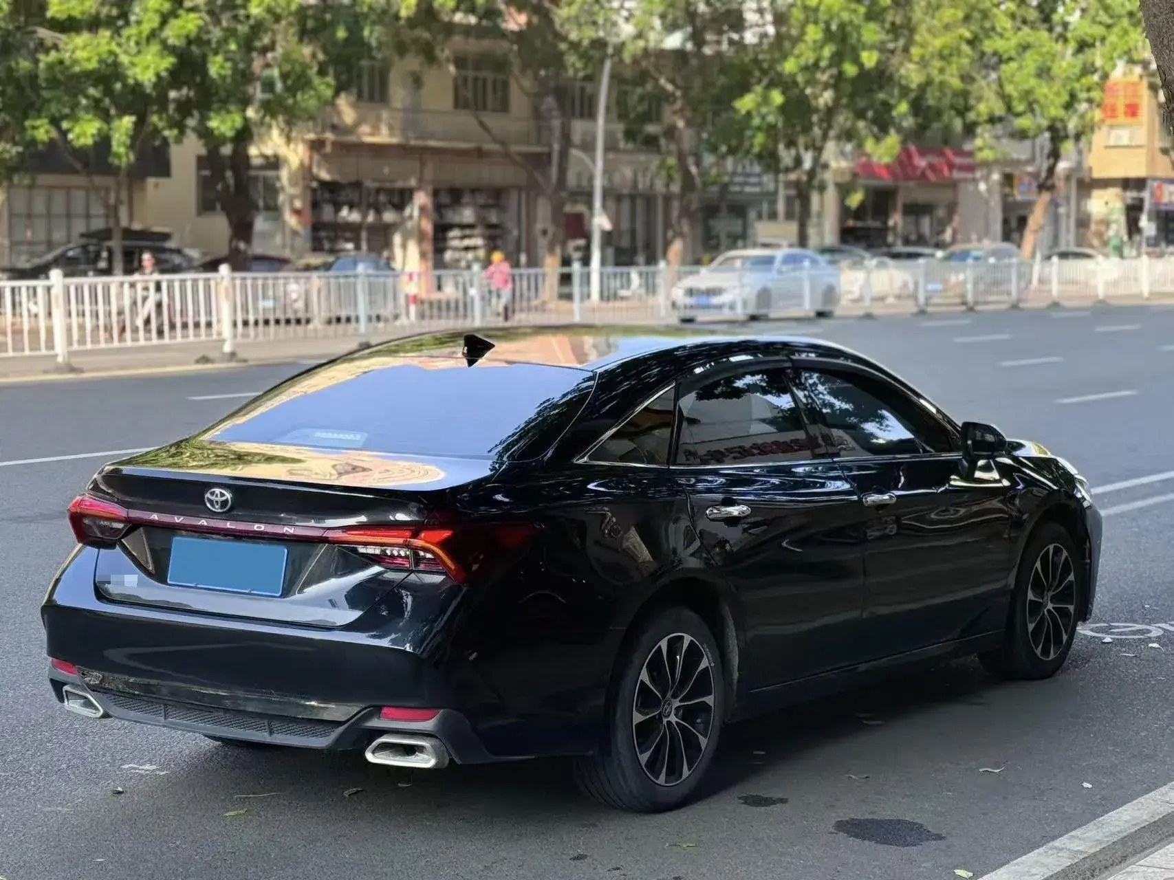 2022 TOYOTA AVALON thumbnail 4