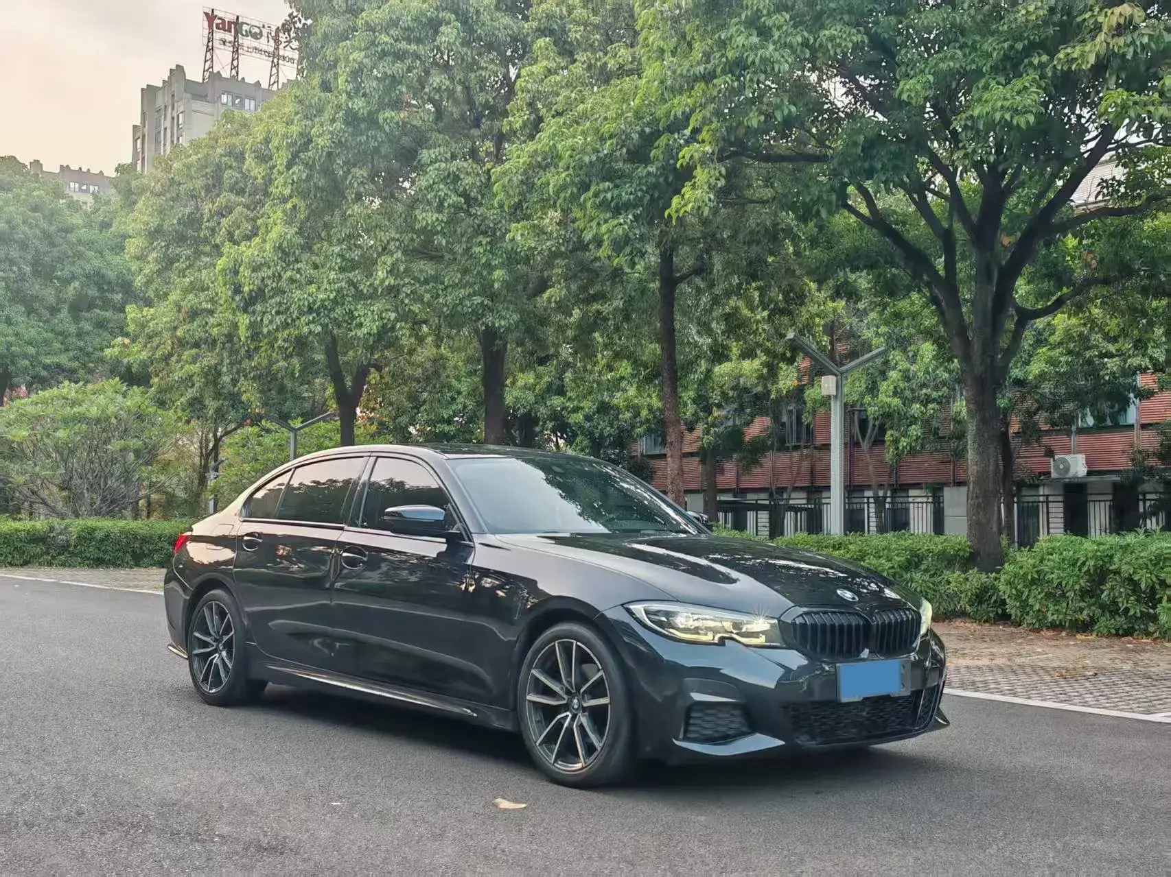 2020 BMW 3 thumbnail 3