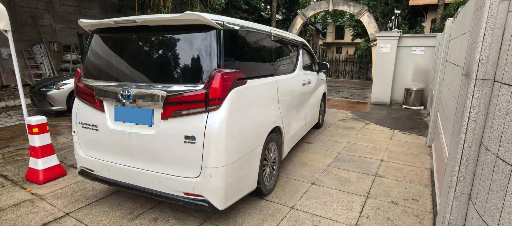 2019 TOYOTA ALPHARD thumbnail 3