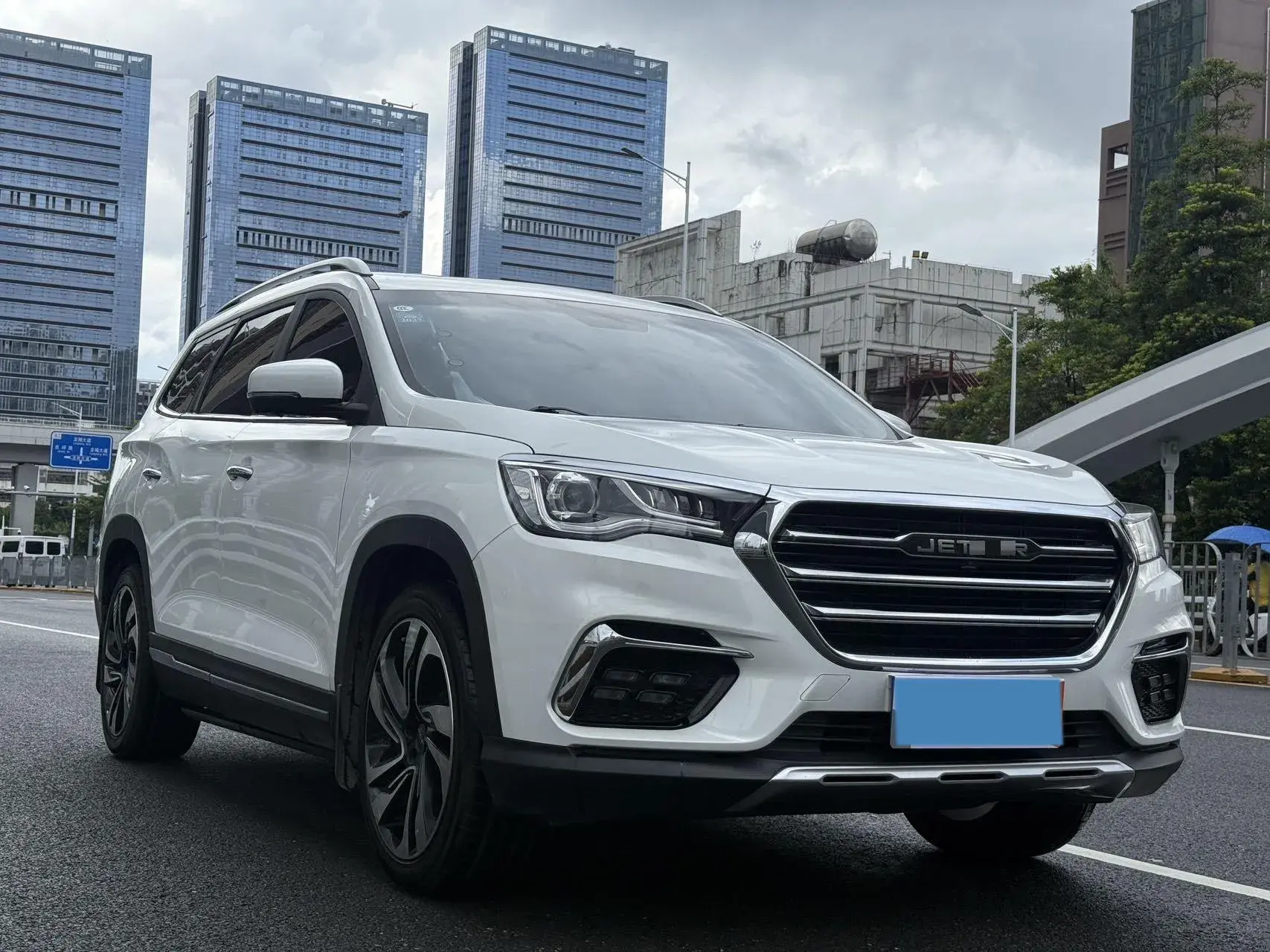 2019 JETOUR X90 thumbnail 3