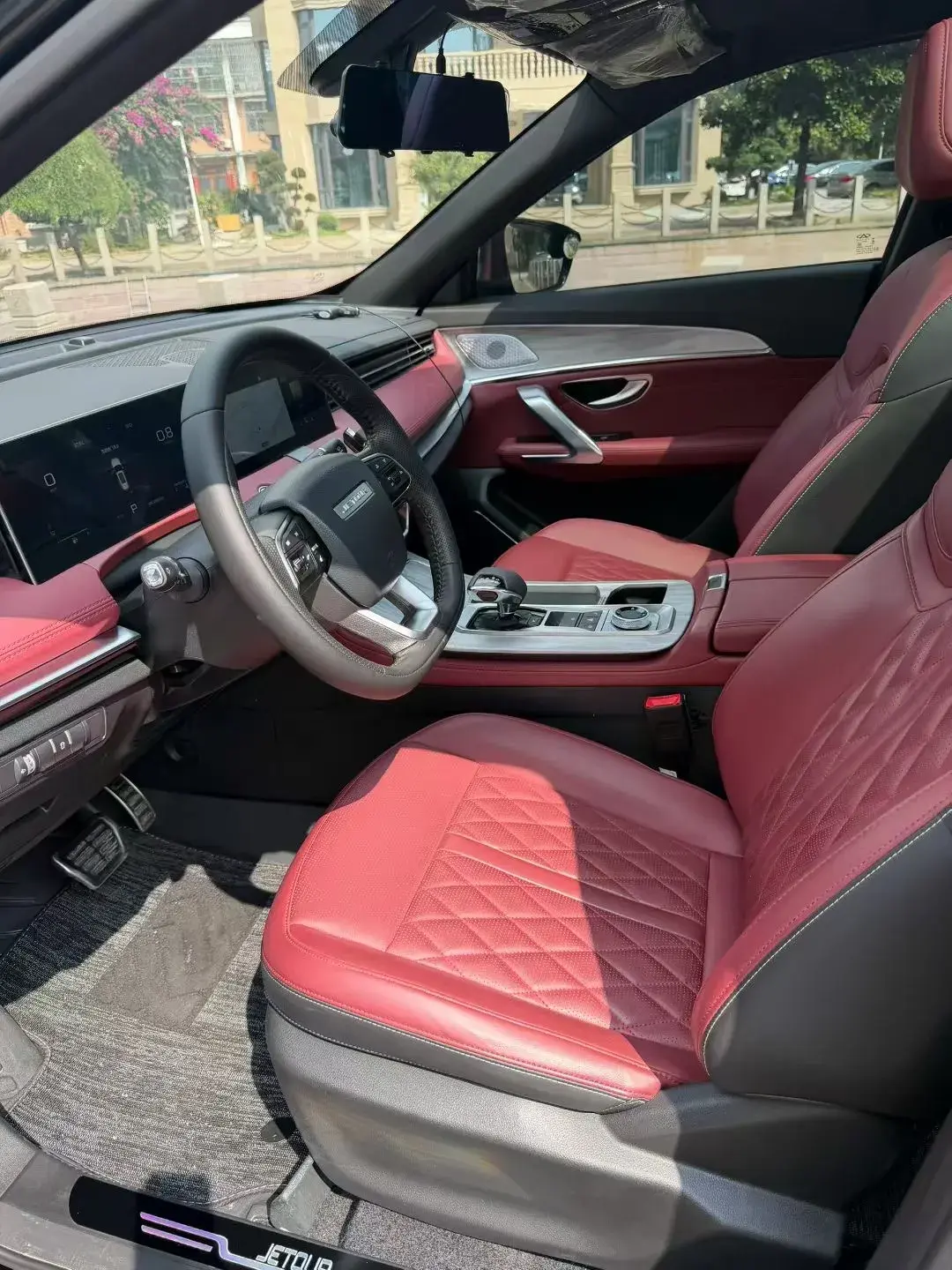 2023 JETOUR X70 thumbnail 4