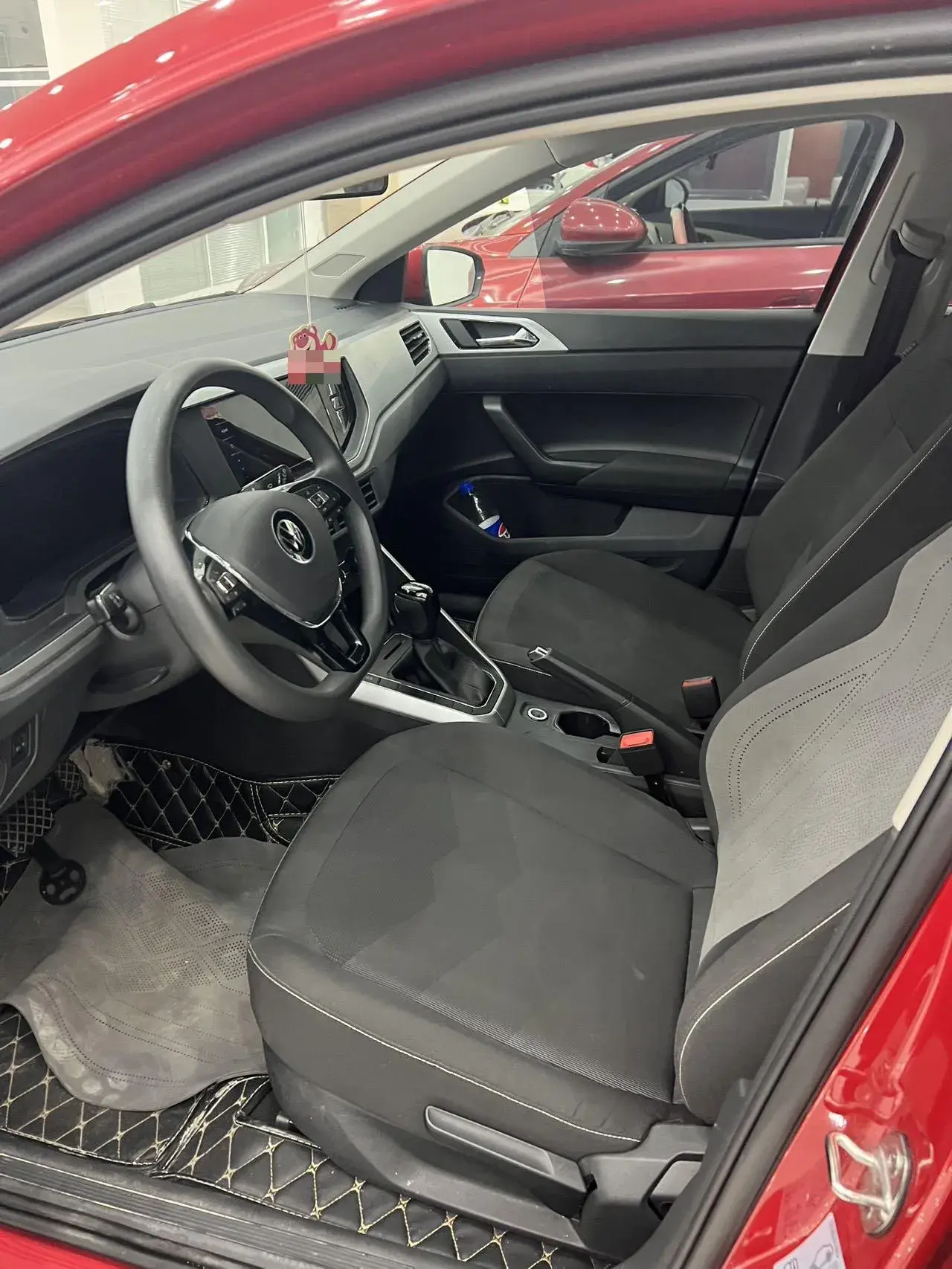 2023 VOLKSWAGEN POLO thumbnail 3