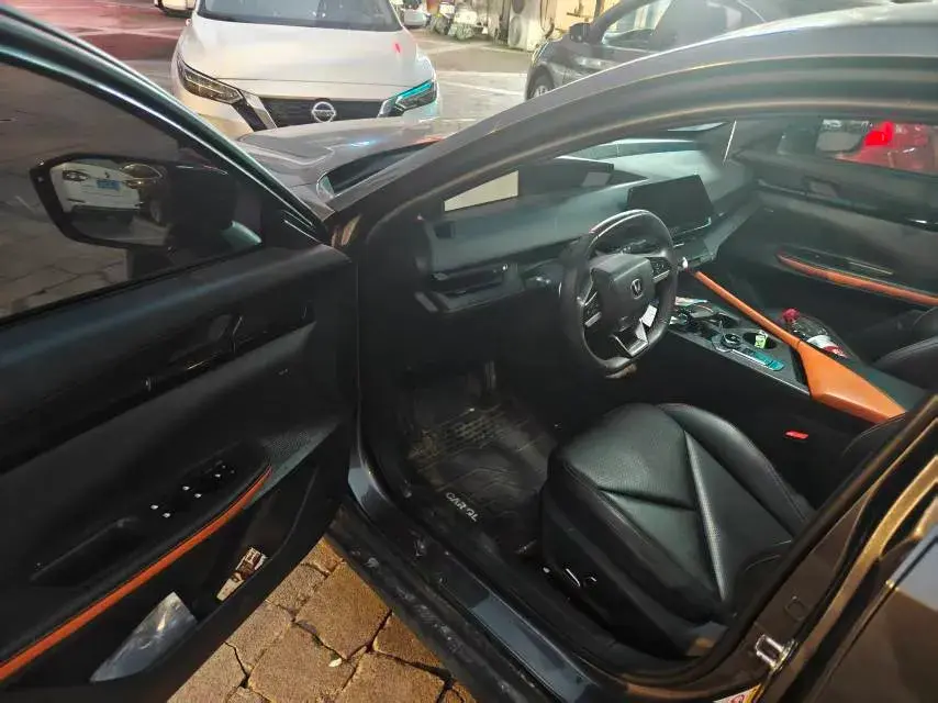 2022 CHANGAN UNI-V thumbnail 3