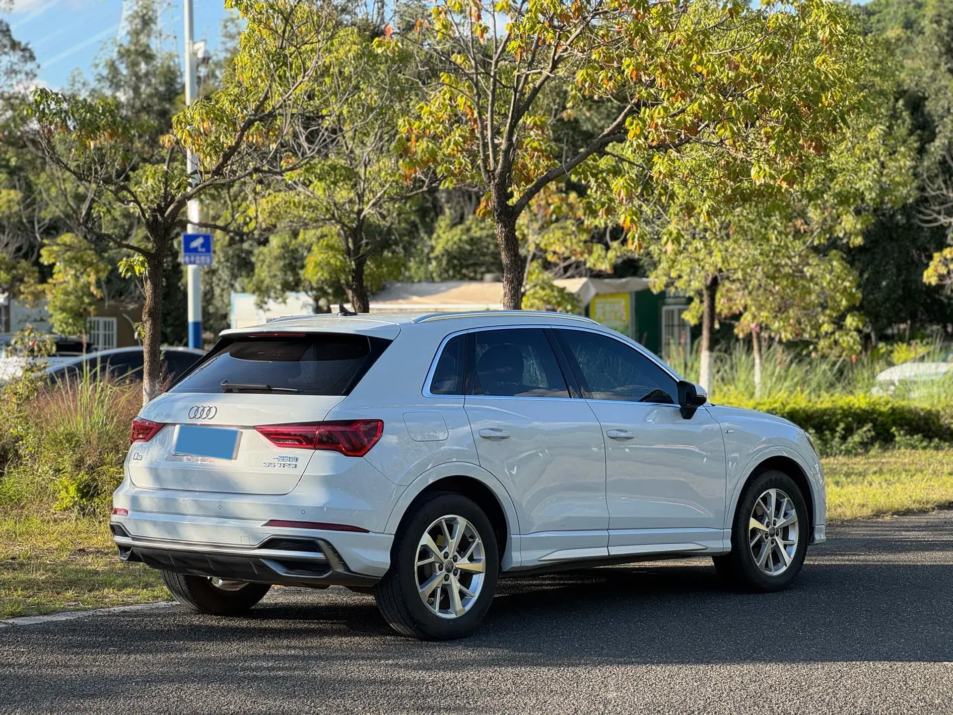 2020 AUDI Q3 thumbnail 4