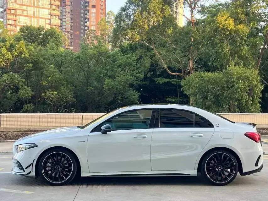 2019 MERCEDES-BENZ A thumbnail 3