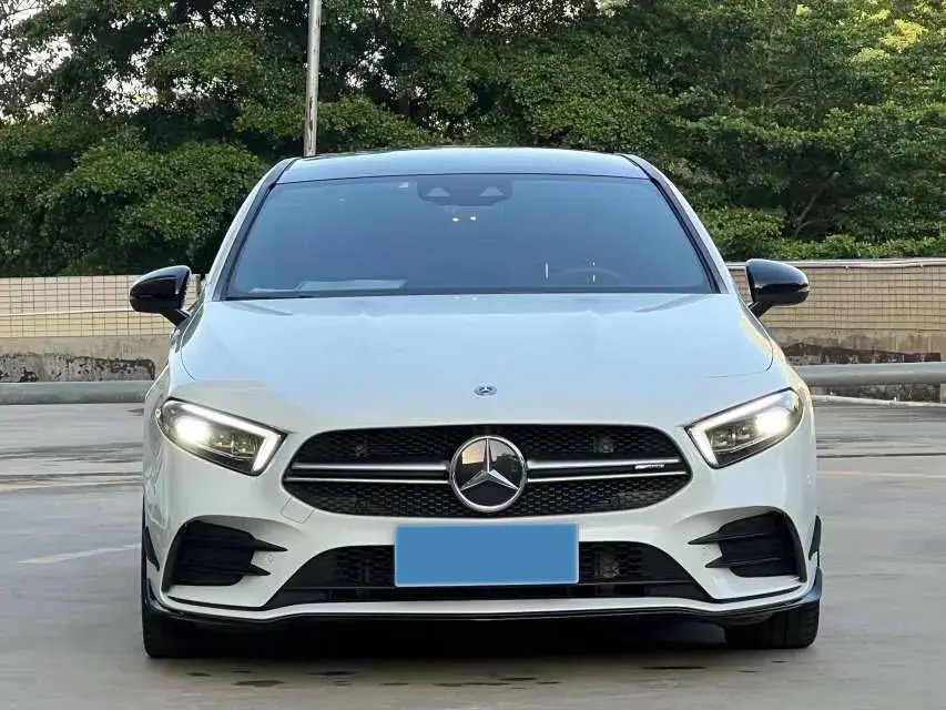 2019 MERCEDES-BENZ A thumbnail 2