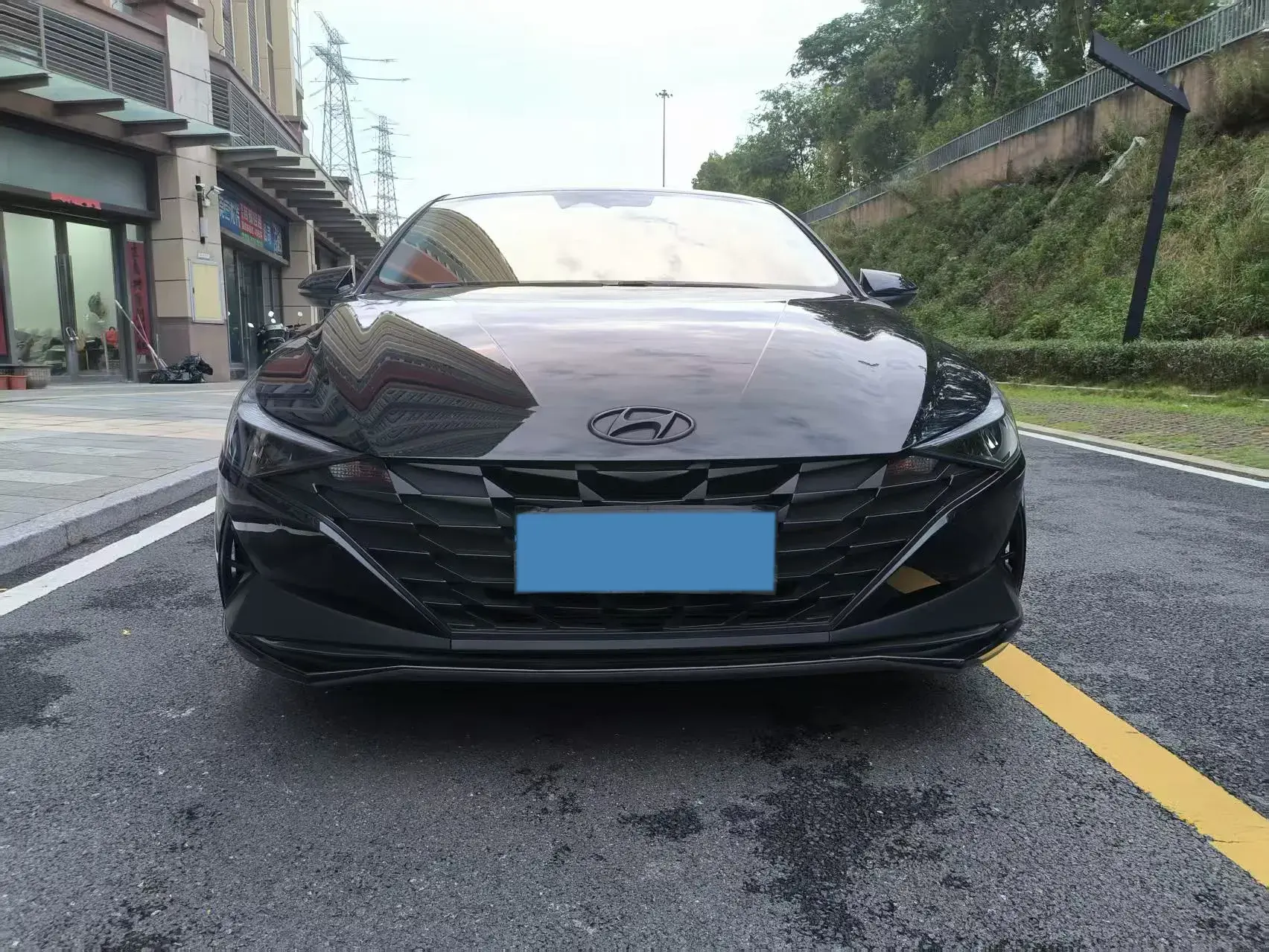 2022 HYUNDAI ELANTRA thumbnail 2