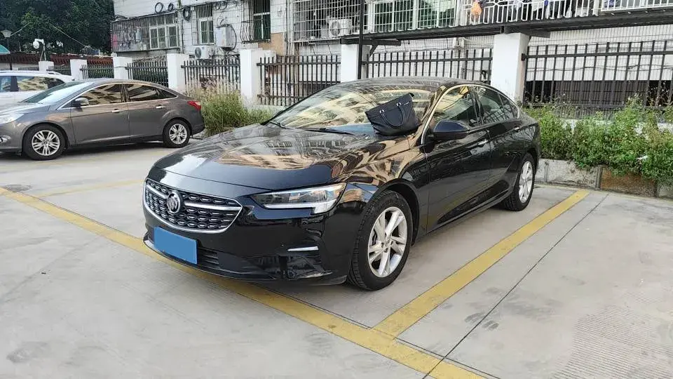 2020 Buick Regal 1.5T 169HP L4 9AT