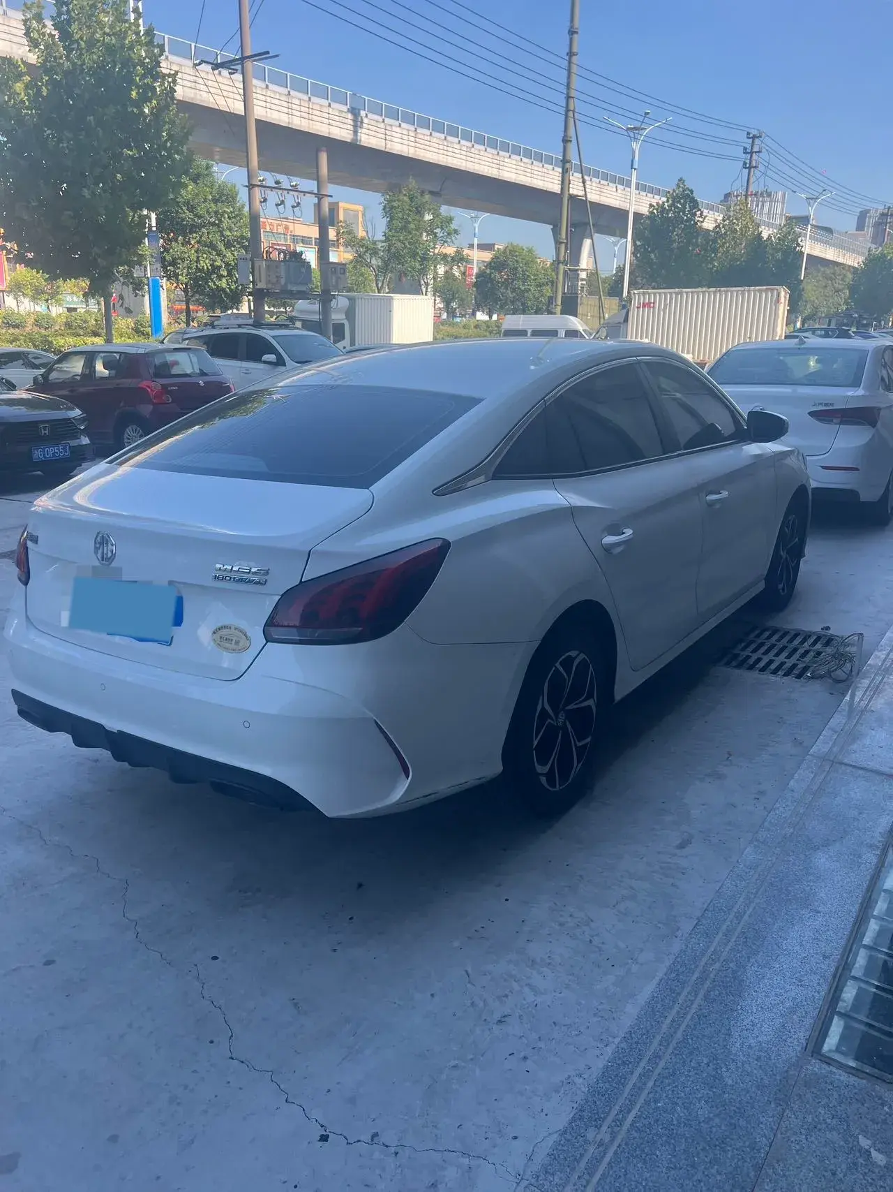 2023 MG 5 thumbnail 3