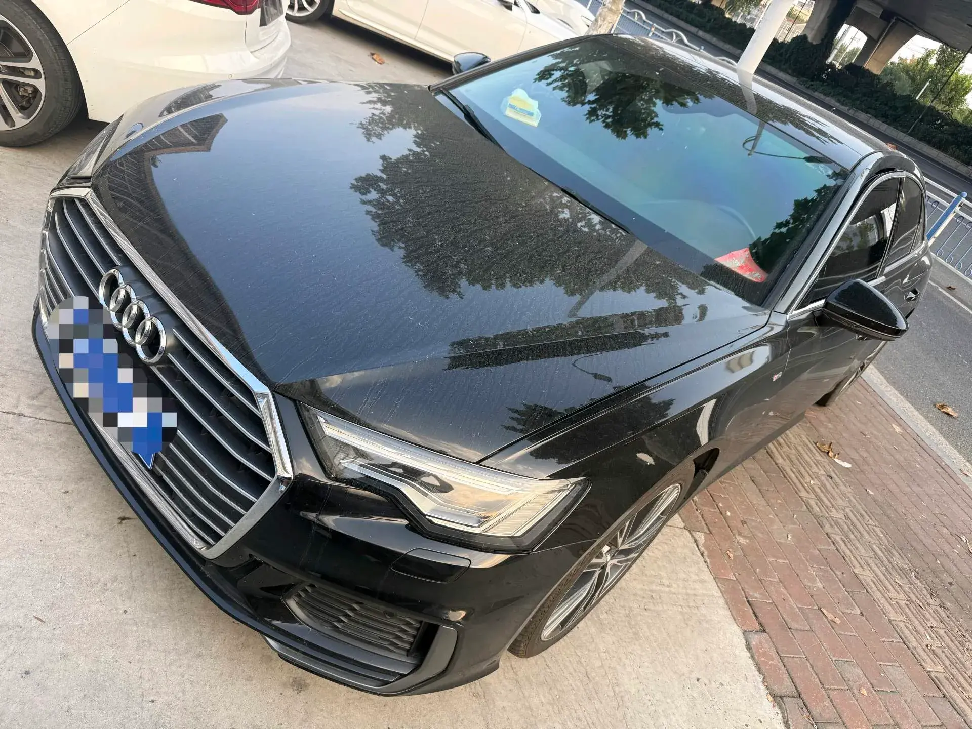 2021 AUDI A6L view 1