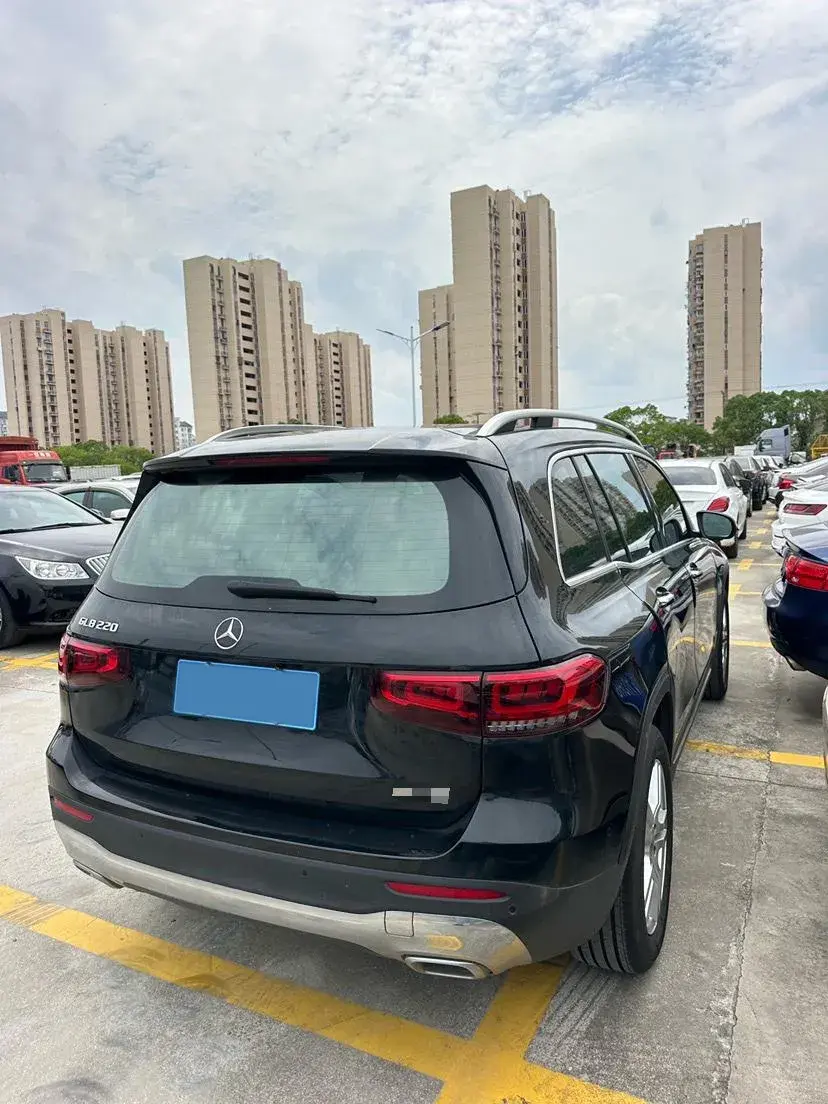 2023 MERCEDES-BENZ GLB thumbnail 3