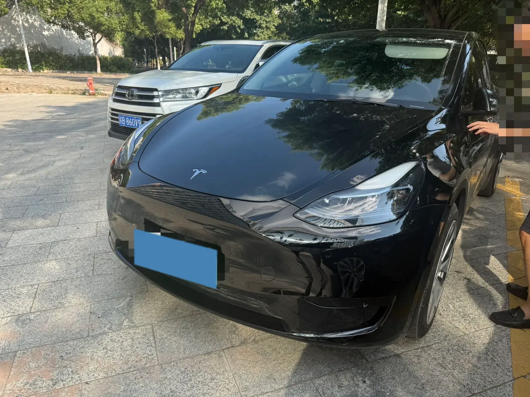 2022 TESLA MODEL view 1