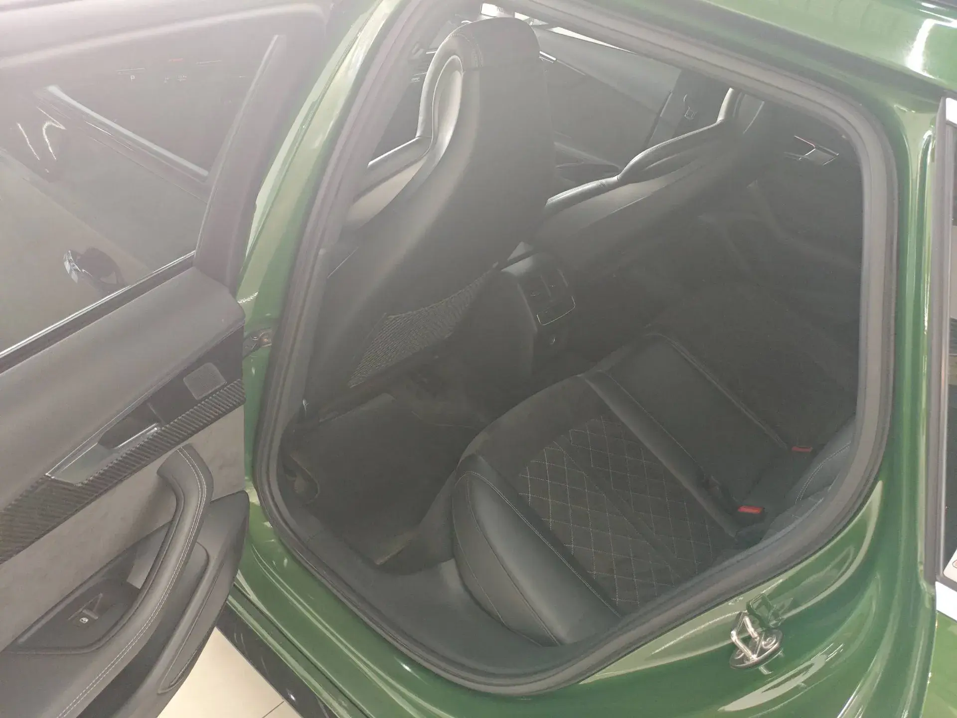 2021 AUDI RS thumbnail 4