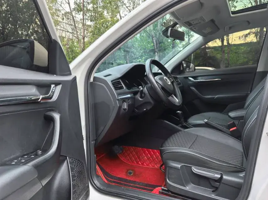 2018 SKODA KAMIQ thumbnail 4