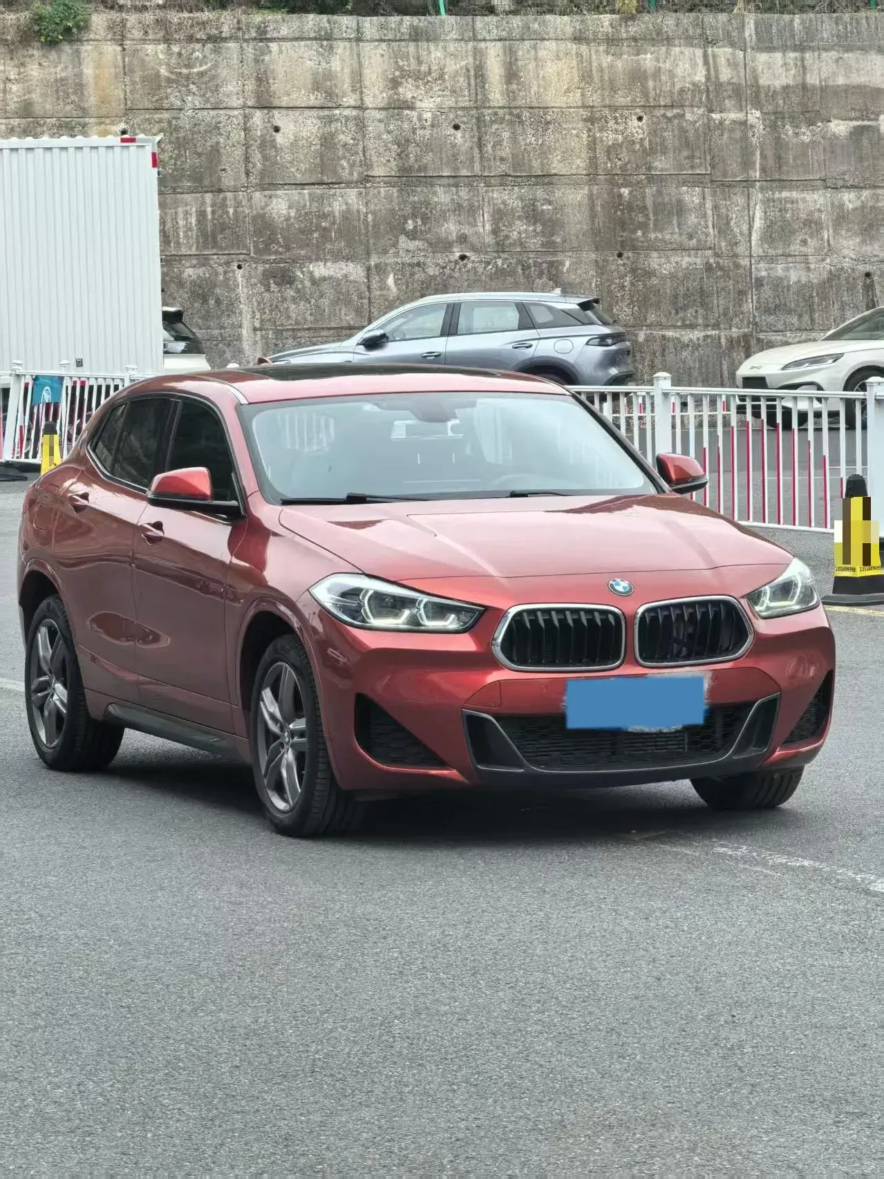 2022 BMW X2 thumbnail 3