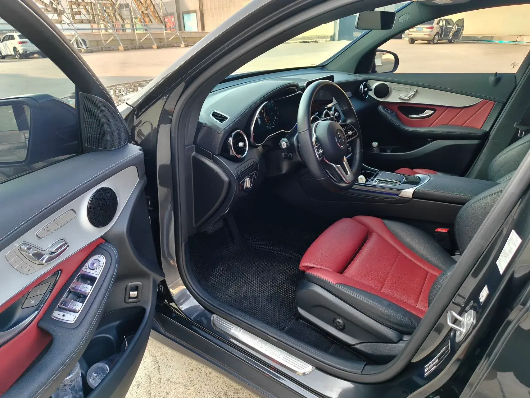 2021 MERCEDES-BENZ GLC thumbnail 4