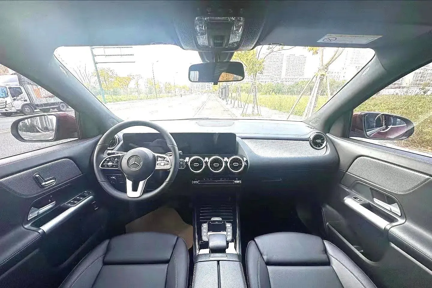 2020 MERCEDES-BENZ GLA thumbnail 3