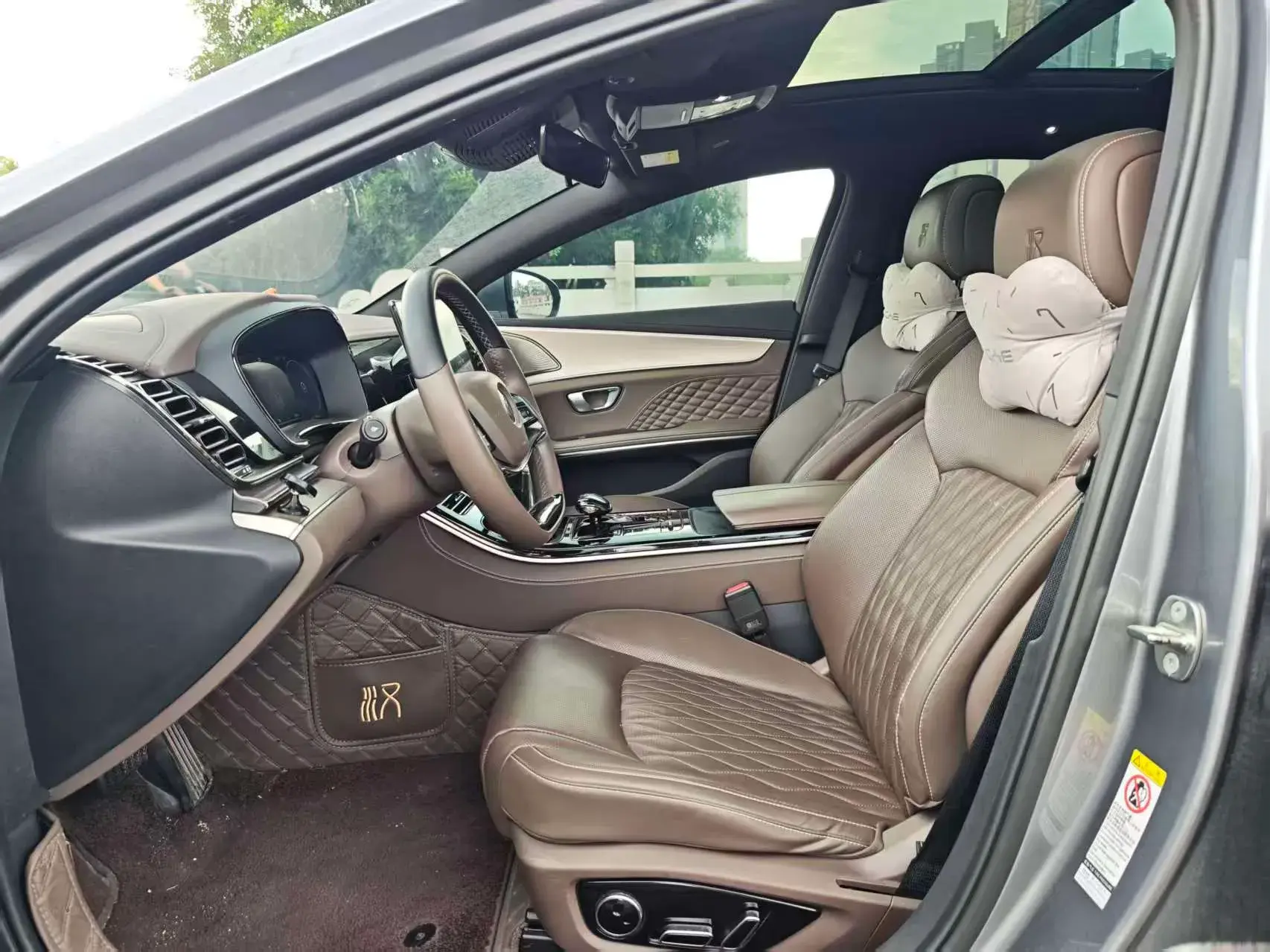 2023 BYD HAN thumbnail 3