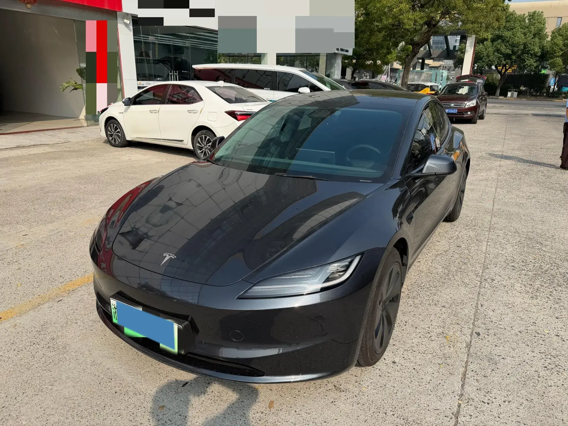 2023 TESLA MODEL view 1