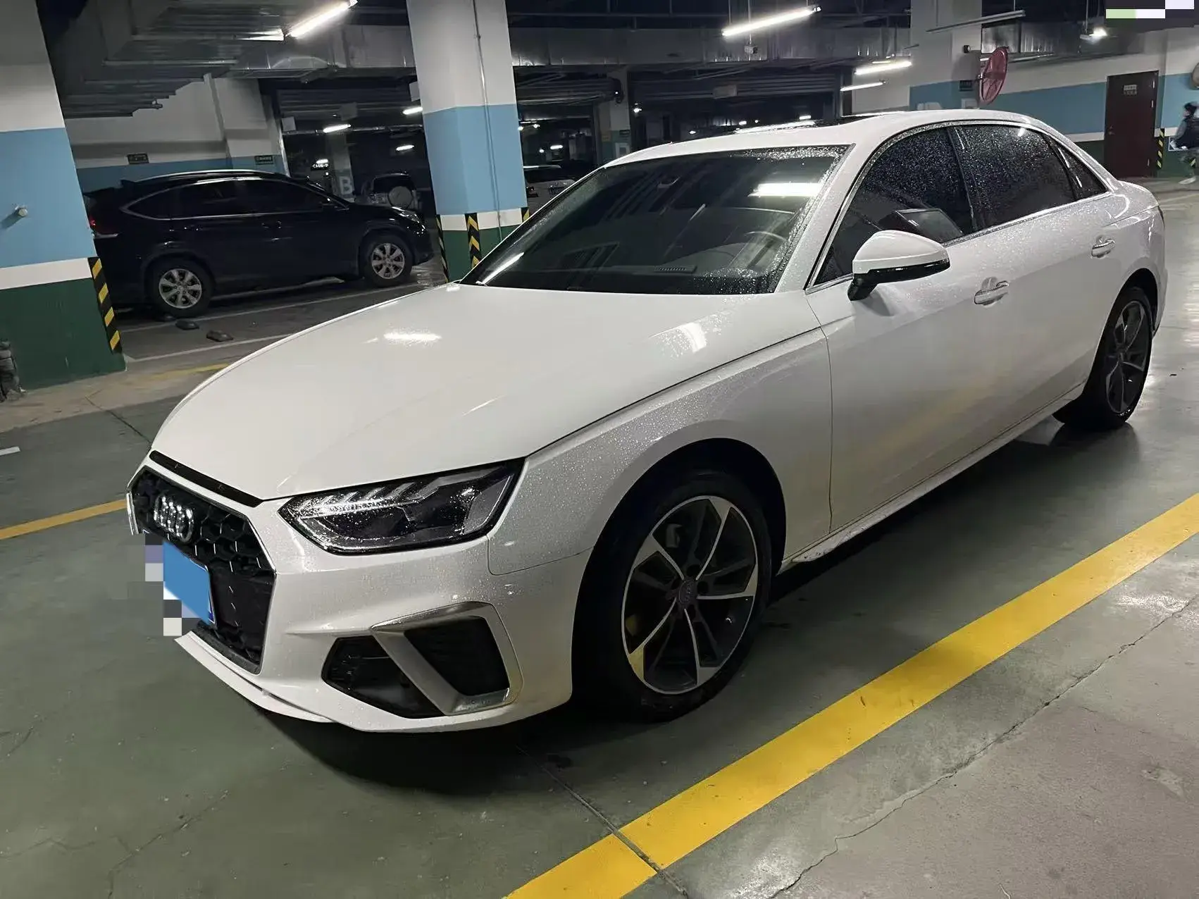 2020 AUDI A4L view 1