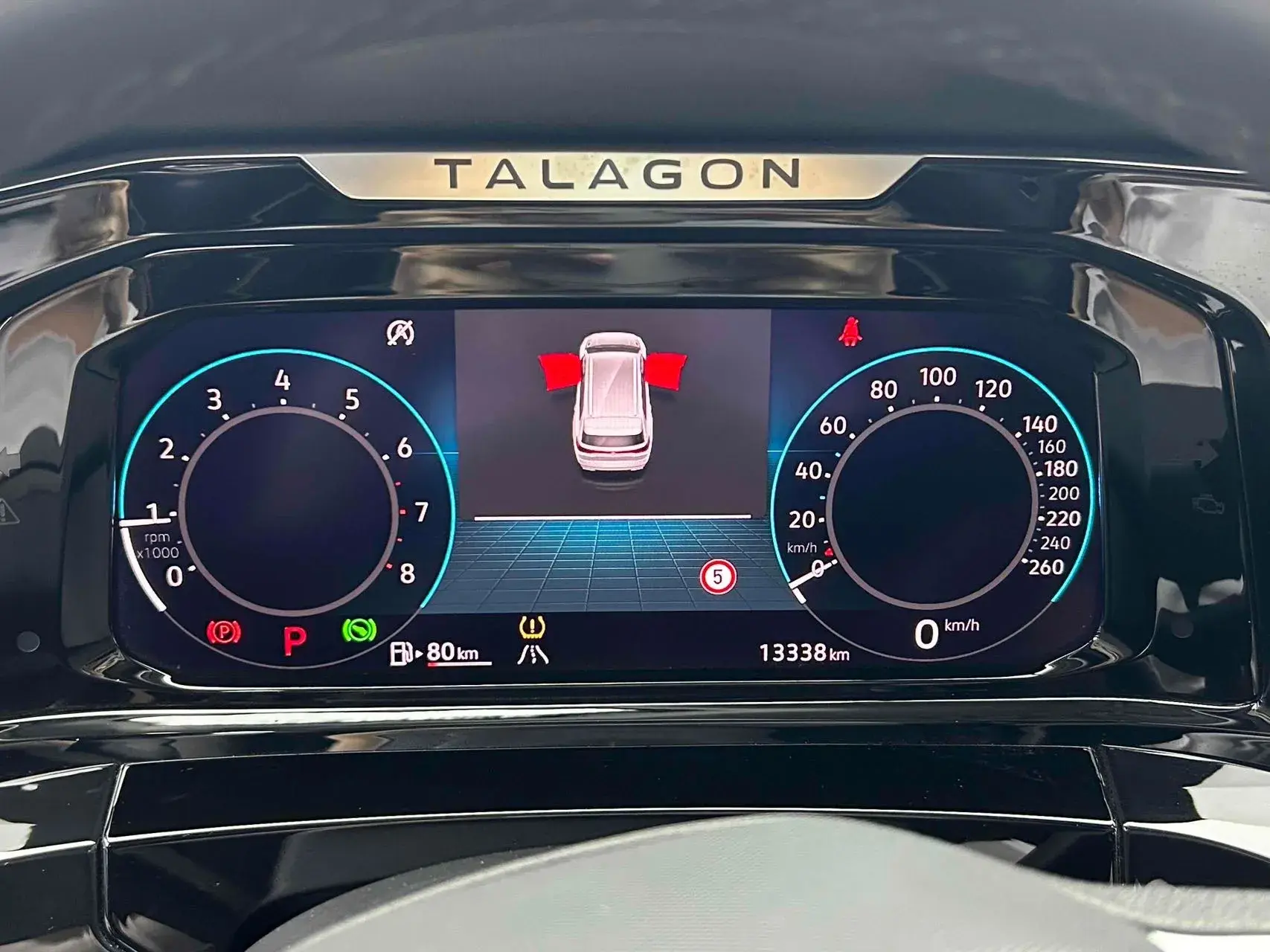 2022 VOLKSWAGEN TALAGON thumbnail 4