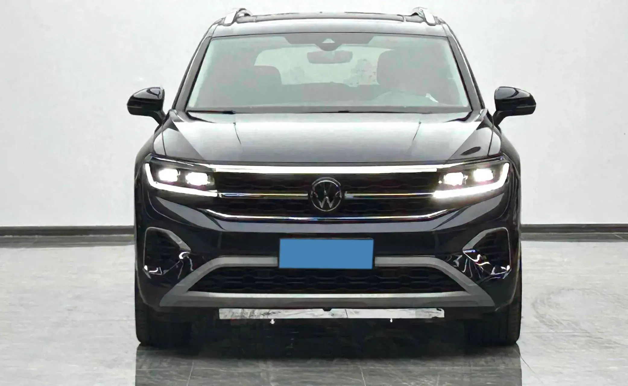 2022 VOLKSWAGEN TALAGON thumbnail 2