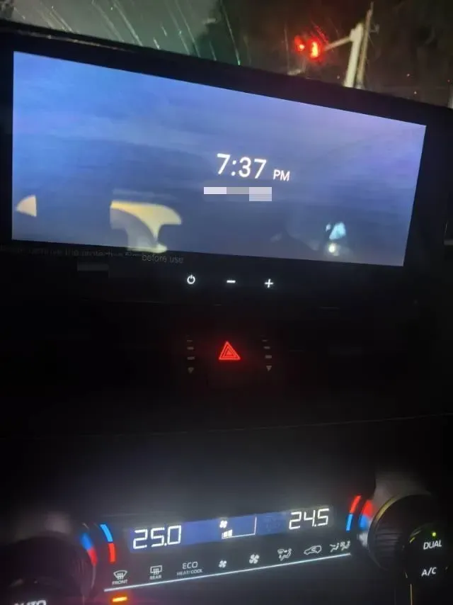 2023 Toyota RAV4 Hybird E+ 2.5L 180HP L4 E-CVT PHEV 15.984KWH,autocango,china used car exporter,china ev exporter,chinese used car exporter,chinese used ev exporter