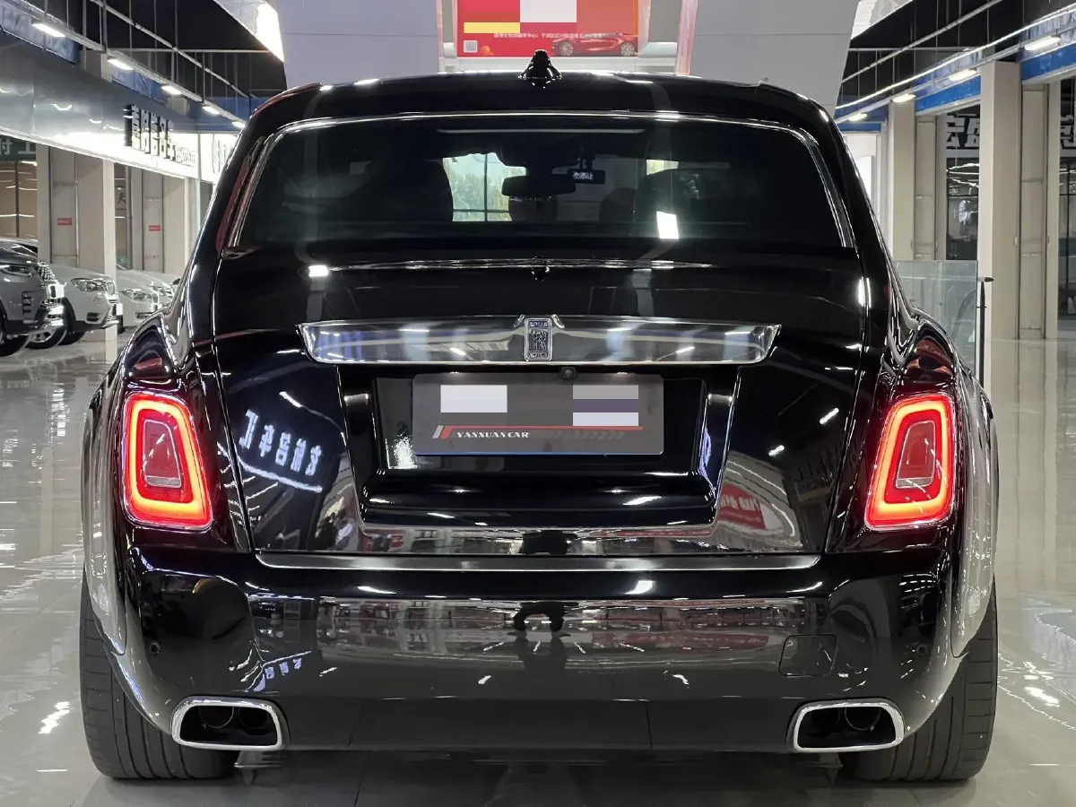 2018 Rolls-Royce Phantom 6.7T 571HP V12 8AT,autocango,china used car exporter,china ev exporter,chinese used car exporter,chinese used ev exporter