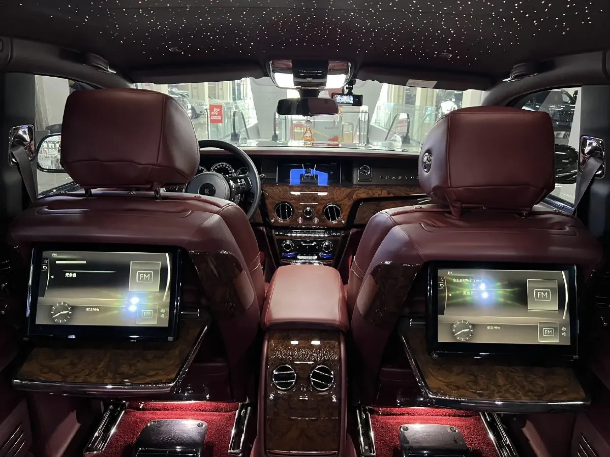 2018 Rolls-Royce Phantom 6.7T 571HP V12 8AT,autocango,china used car exporter,china ev exporter,chinese used car exporter,chinese used ev exporter