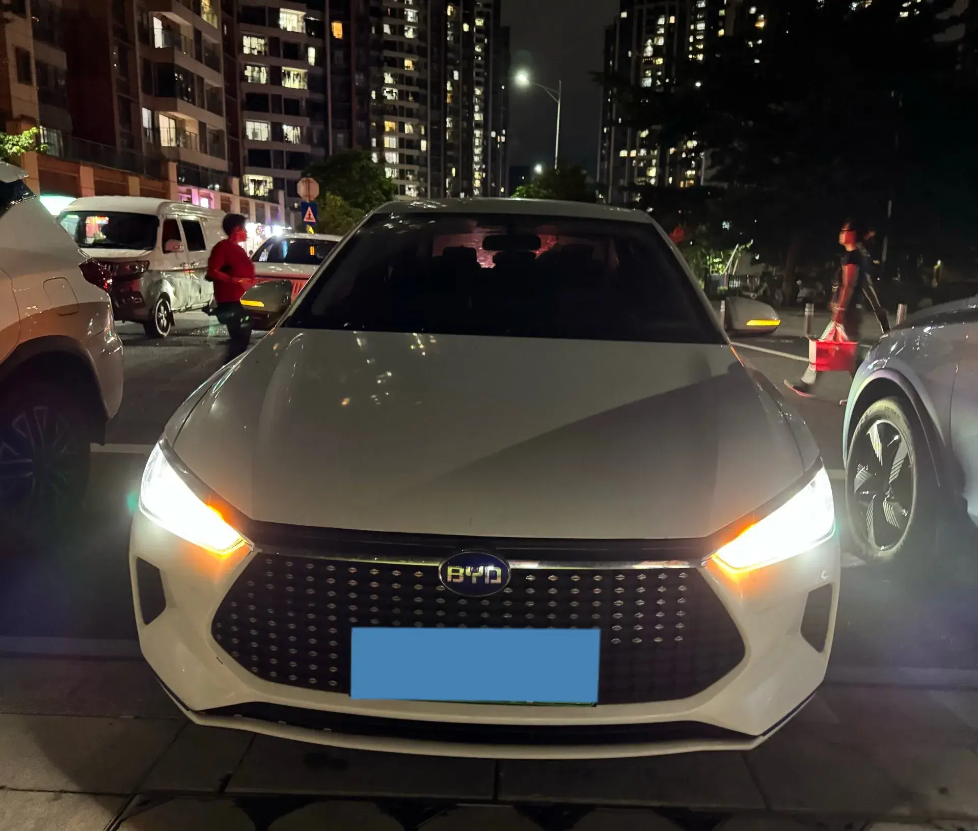 2020 BYD E3 thumbnail 2