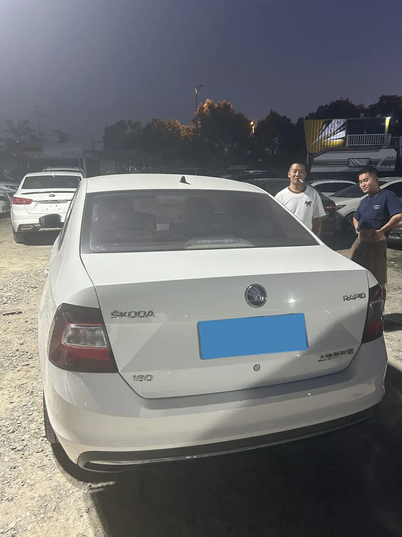 2018 SKODA RAPID thumbnail 4