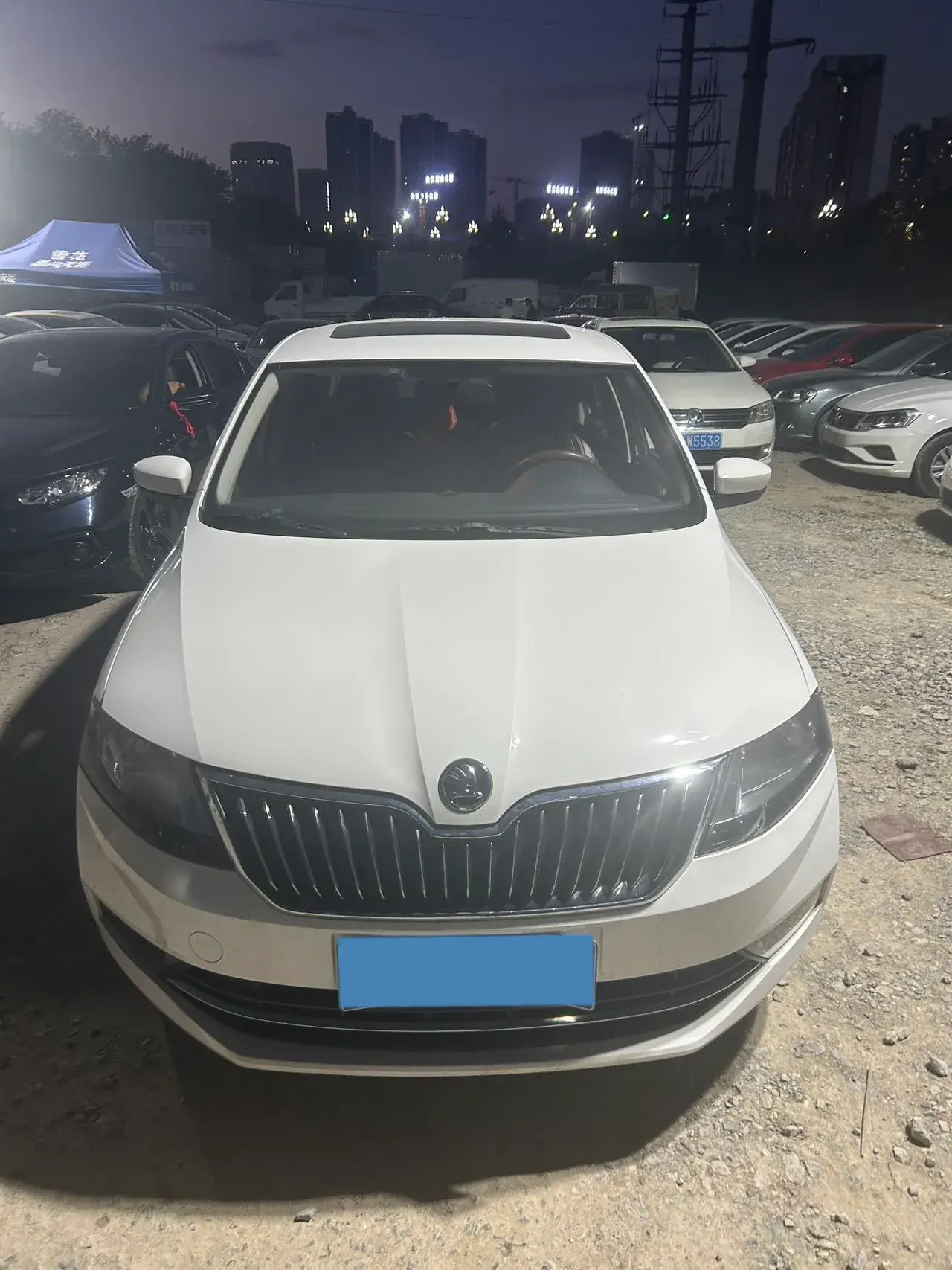 2018 SKODA RAPID thumbnail 2